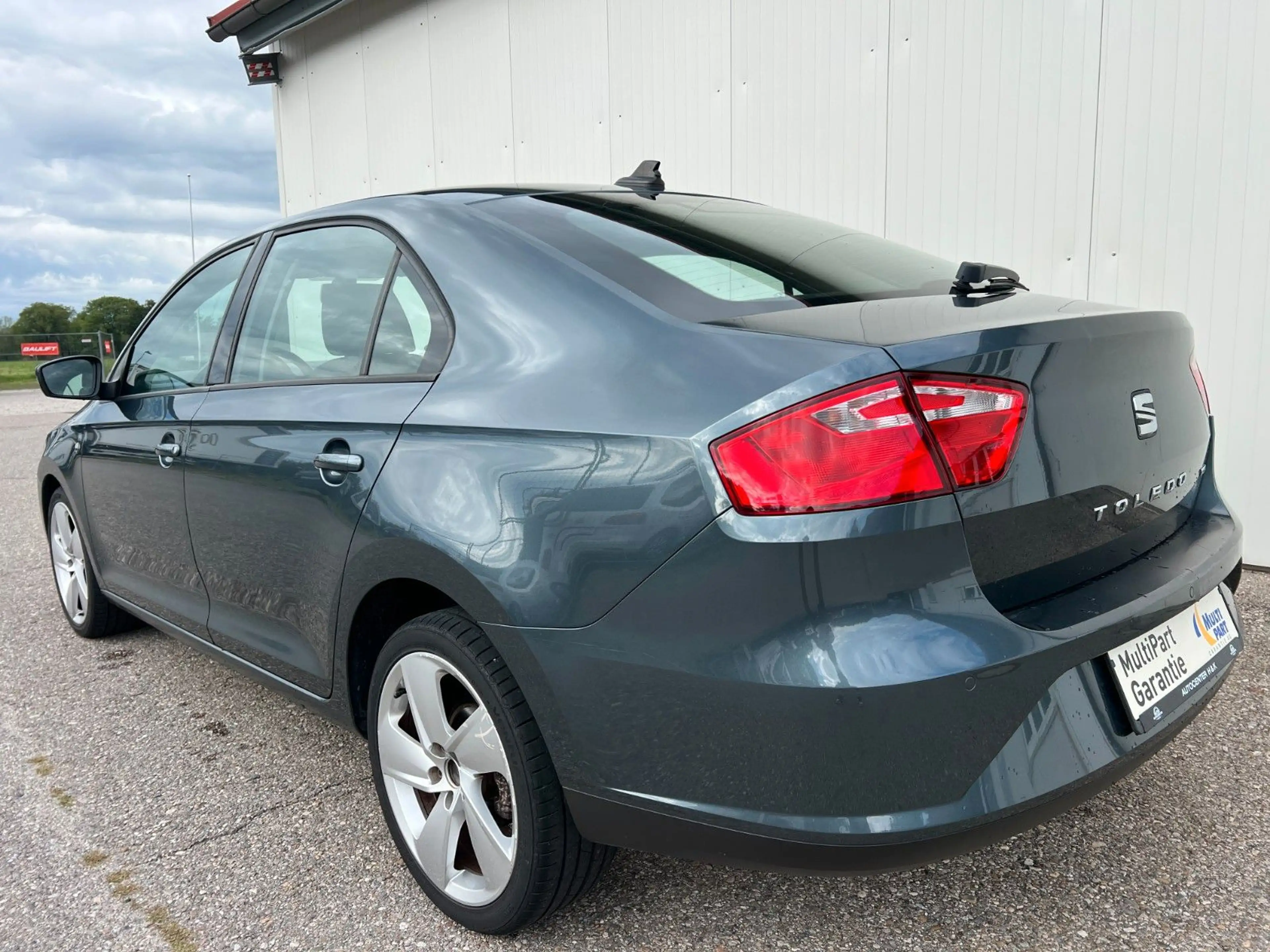 SEAT Toledo 1.4 TSI Style 4You *DSG*NAVI*SHZ*KLIMA* — photo 5