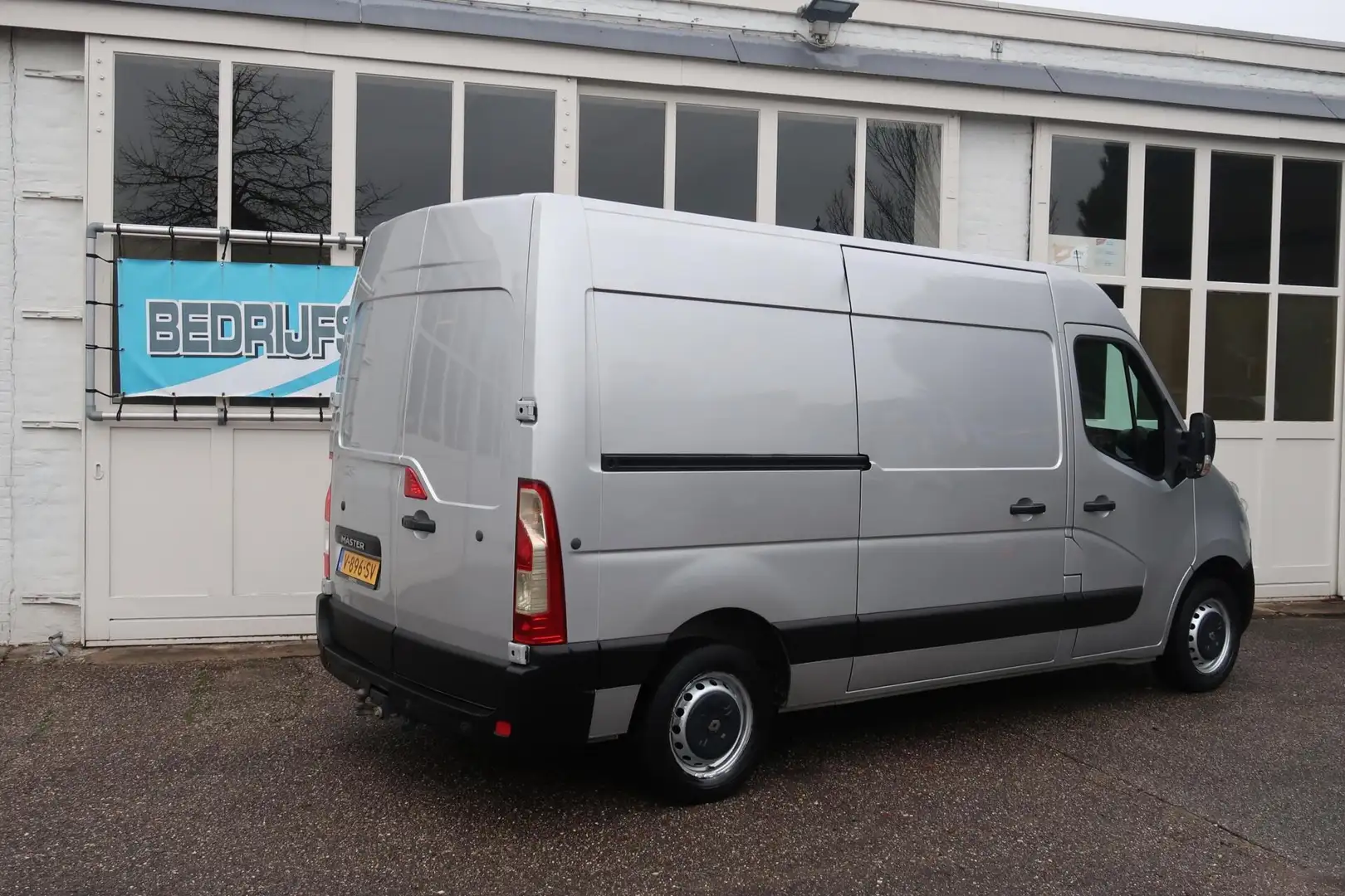 Renault Master 146PK L2H2 |1e Eign.|AIRCO|NAVI |TREKHAAK| NETTE S Zilver - 2