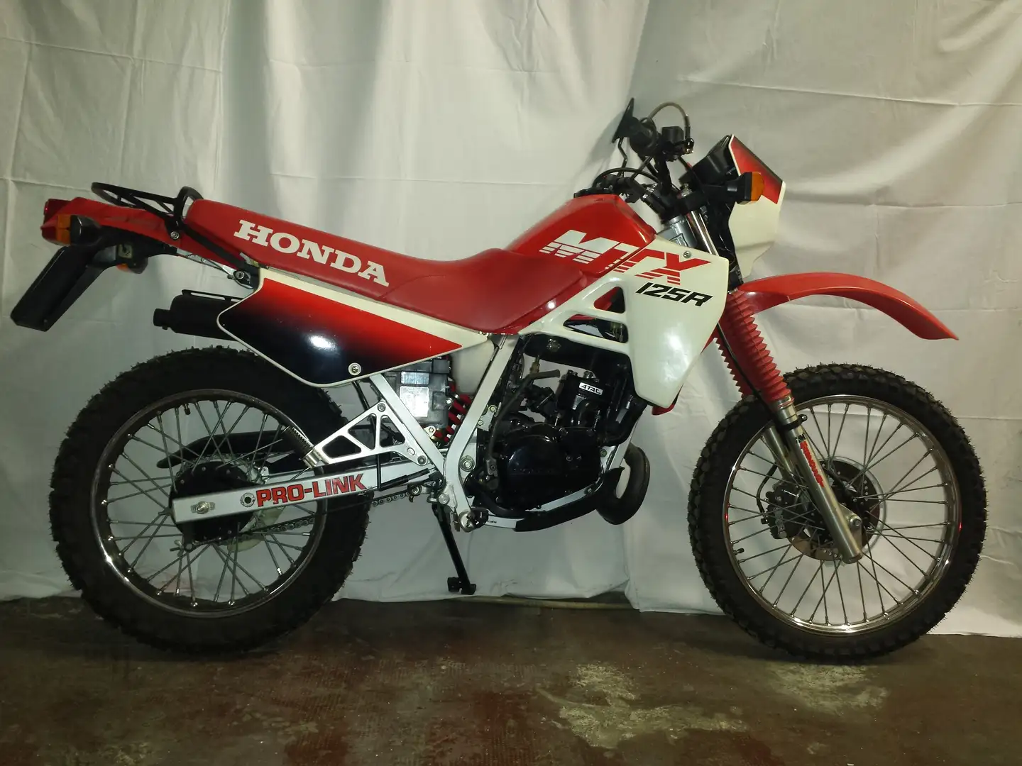 Honda MTX 125 R Czerwony - 1