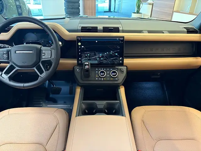 Land Rover Defender 110 P300e PHEV AWD X-Dynamic HSE Aut. Ansicht 12
