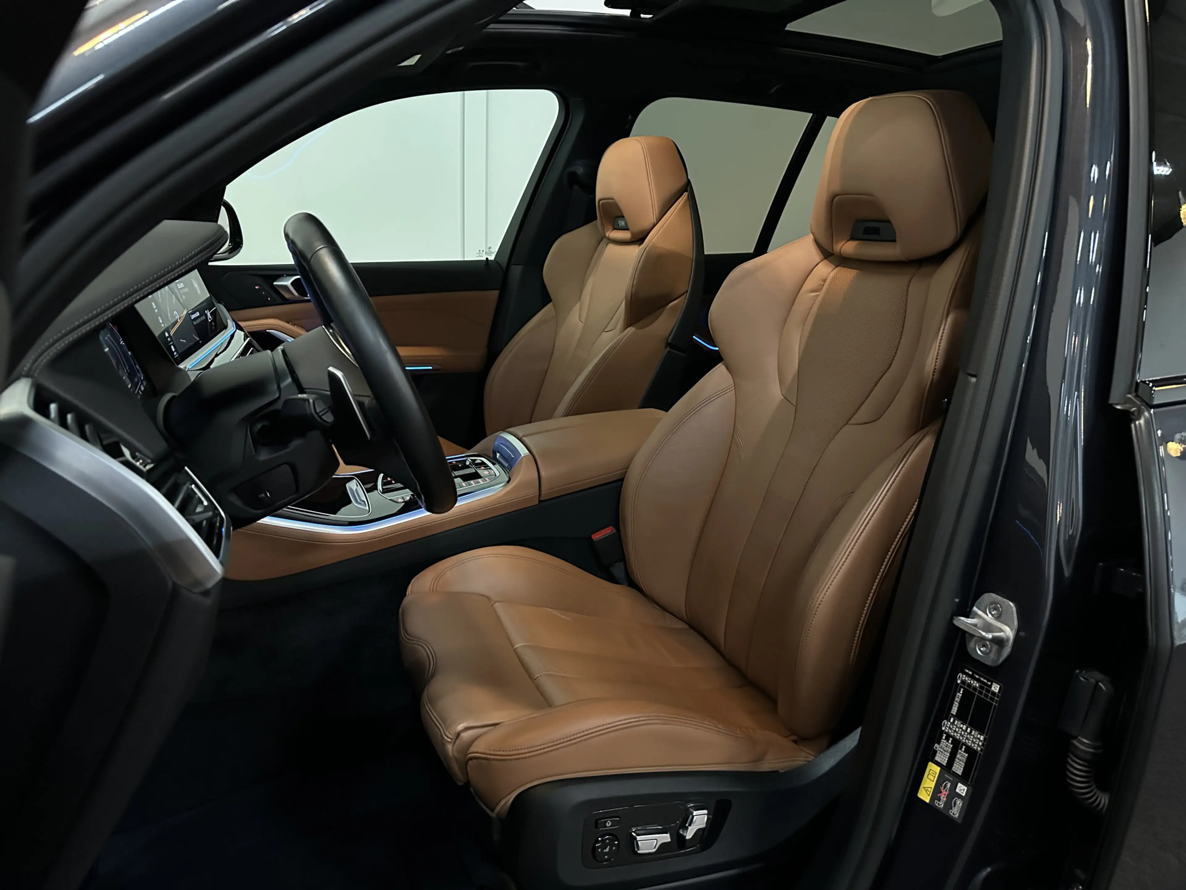 BMW X5 45e M-Performance Seats | 360 View | Panorama | AC — photo 4