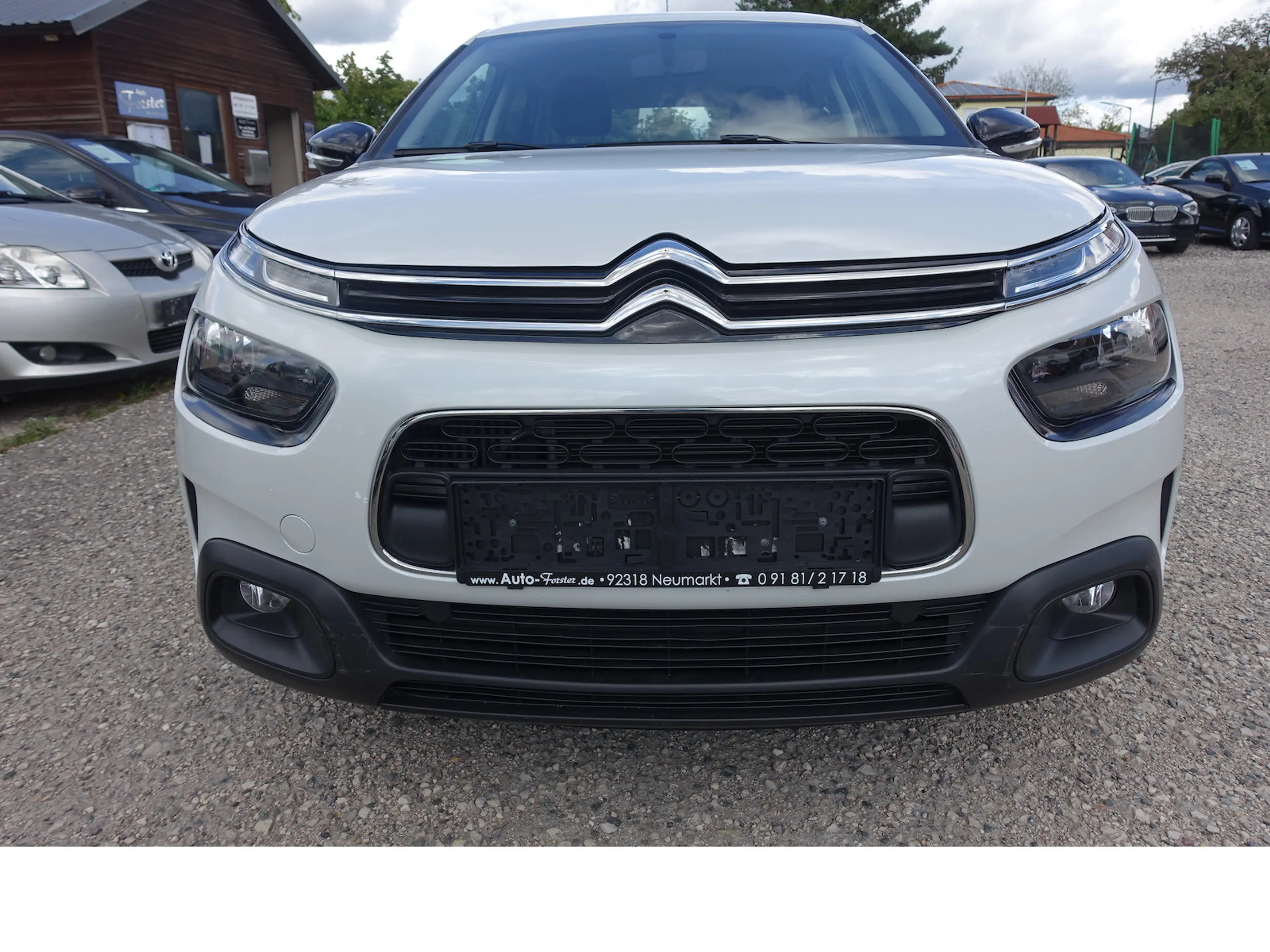 Citroen C4 Cactus Feel Autom. Navi PDC Kamera Zahnriemen neu — photo 2