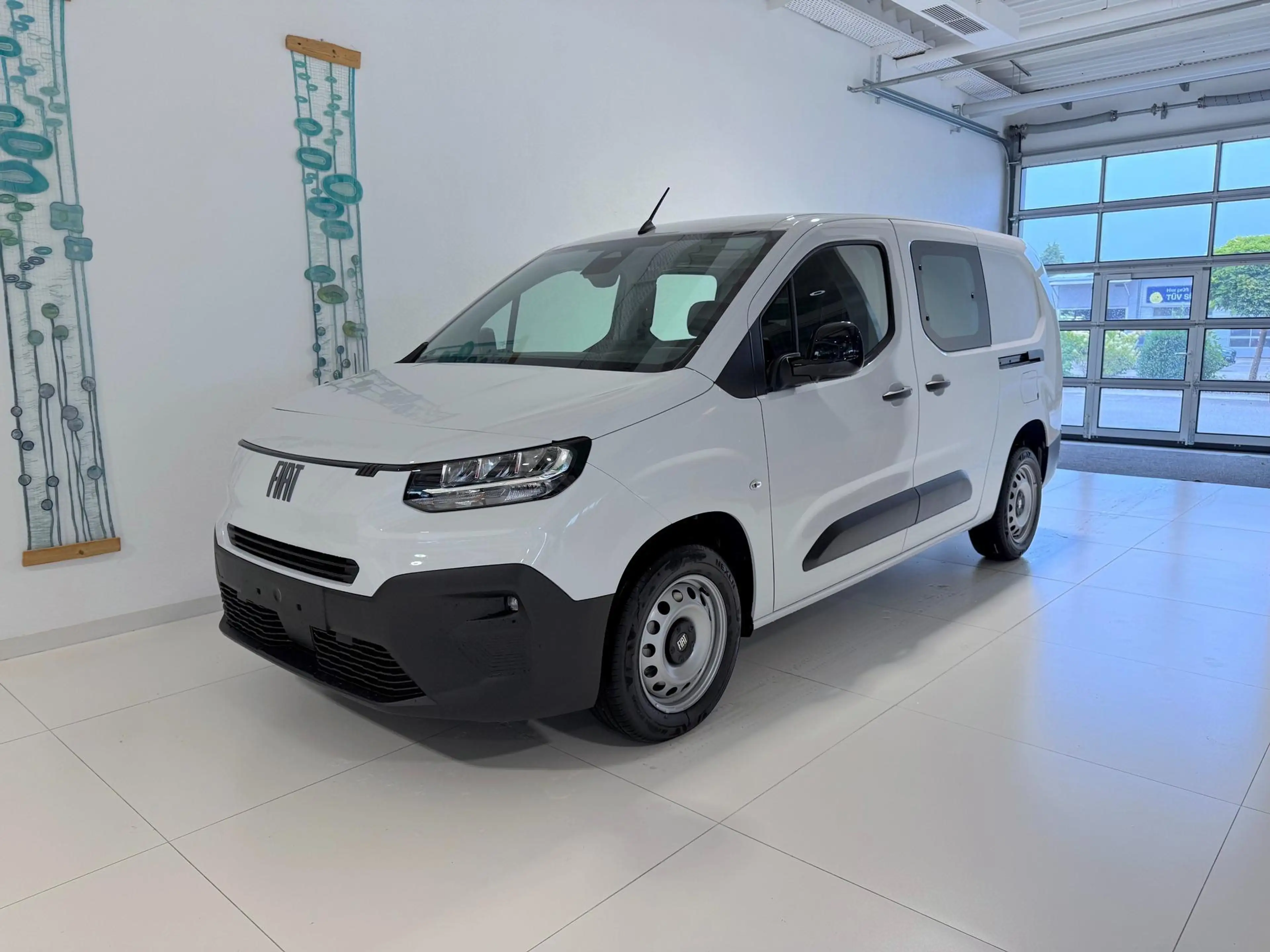 Fiat Doblo MULTICAB XL MIT ERHÖHTER NUTZLAST 1.5 BlueHDi 1...