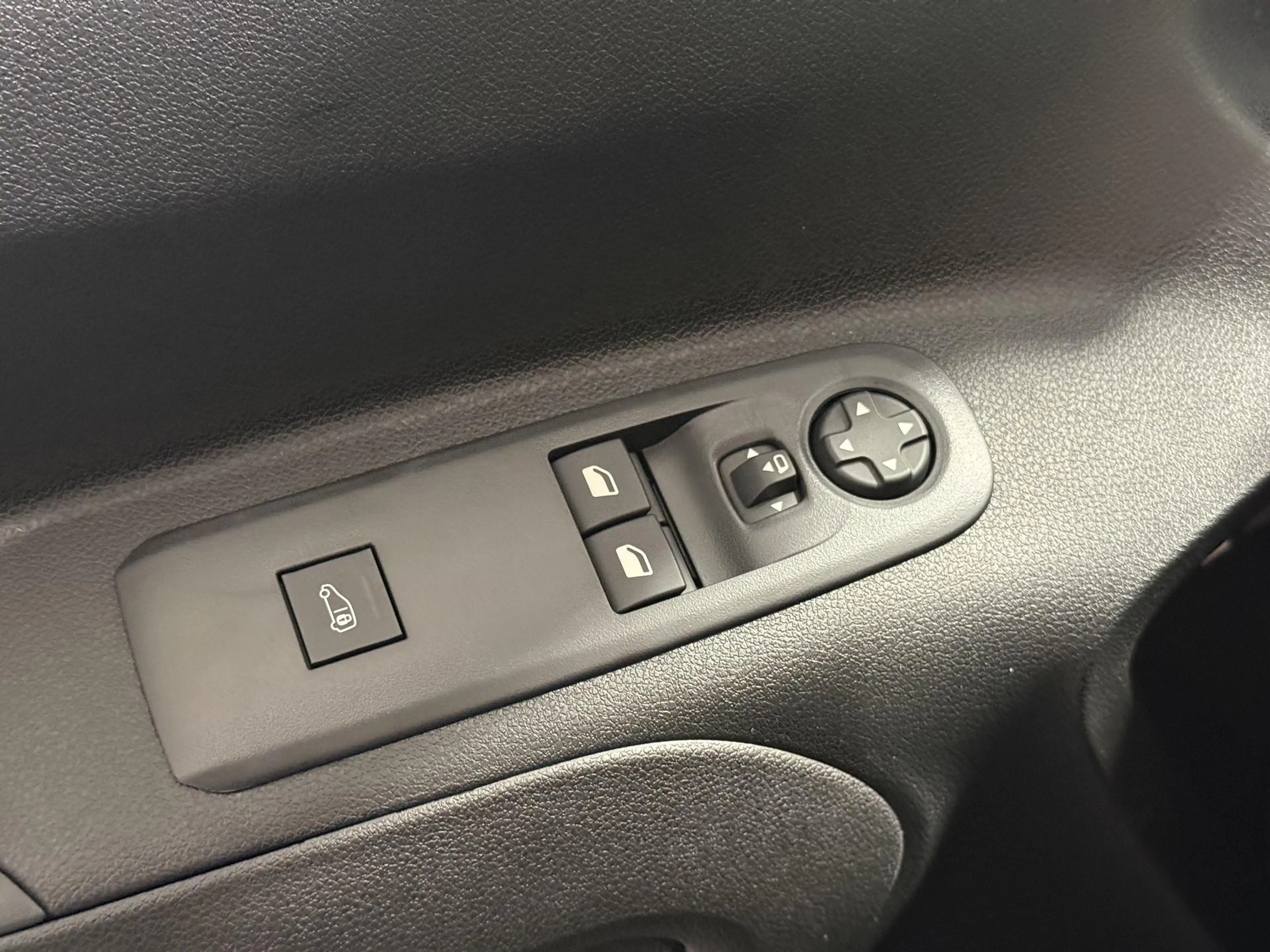 Fiat Doblo MULTICAB XL MIT ERHÖHTER NUTZLAST 1.5 BlueHDi 1... — photo 19