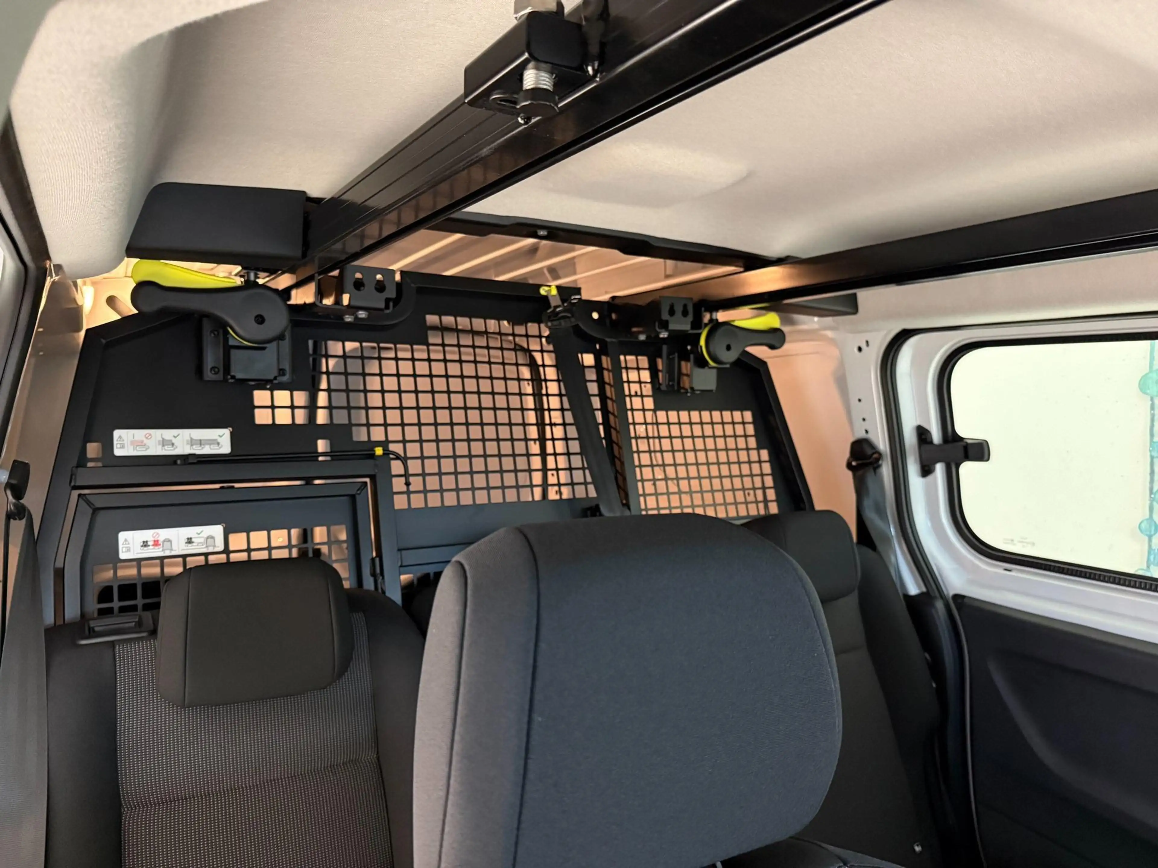 Fiat Doblo MULTICAB XL MIT ERHÖHTER NUTZLAST 1.5 BlueHDi 1... — photo 17