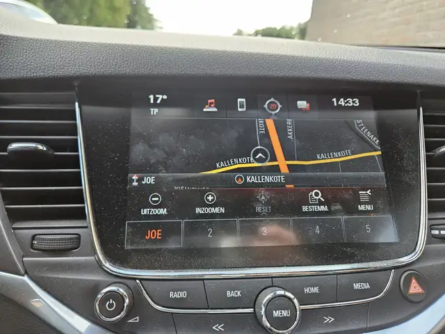 Opel Astra view 10