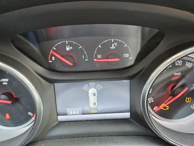 Opel Astra view 22