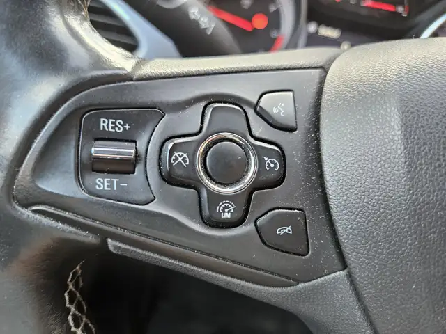 Opel Astra view 14