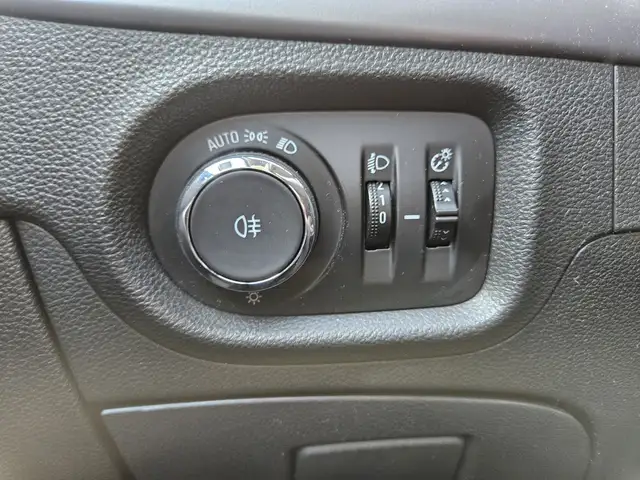 Opel Astra view 17