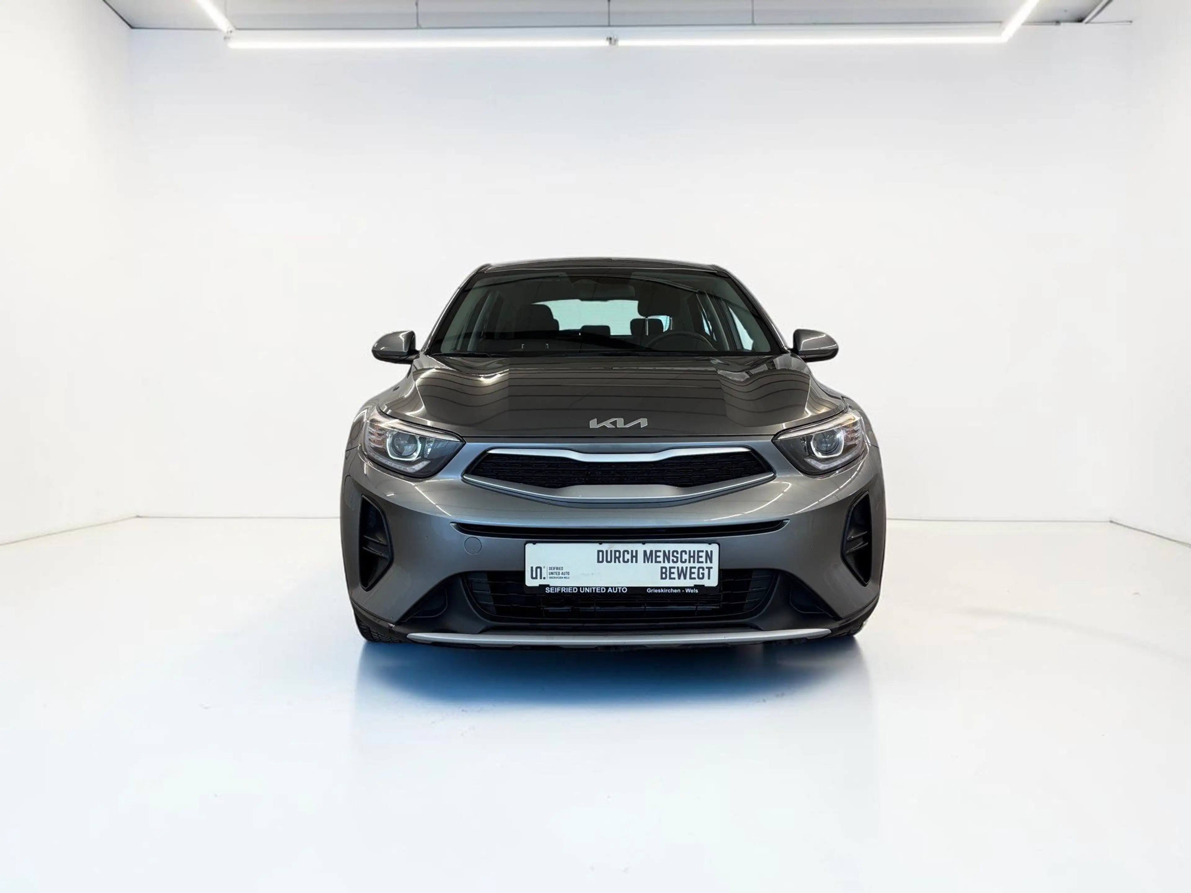 Kia Stonic Silver *SitzHzg*LrdHzg*Temp*Regensens* — photo 11