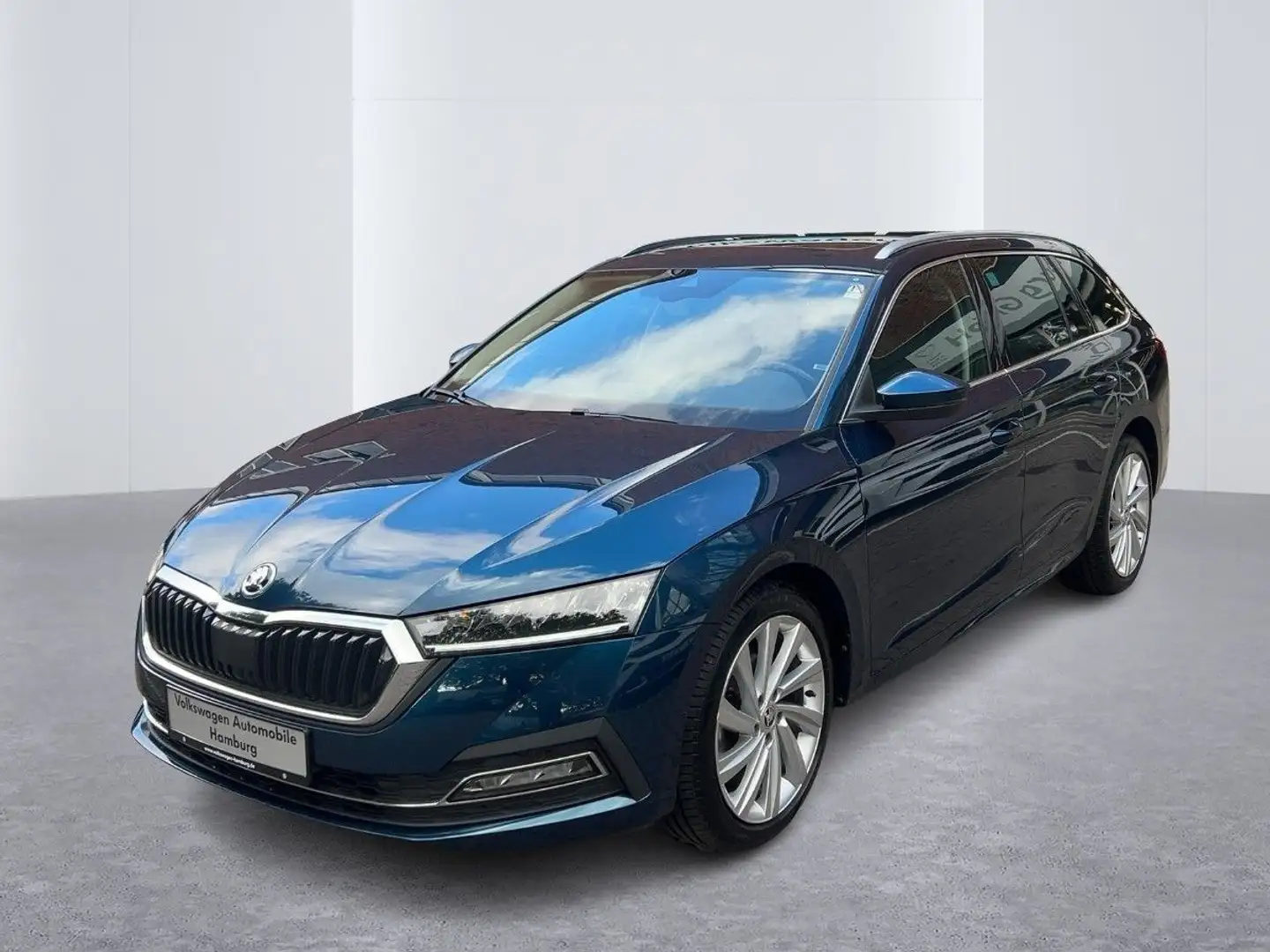 Skoda Octavia Combi 2.0 TDI DSG Style PANO/NAVI/LED Blau - 2