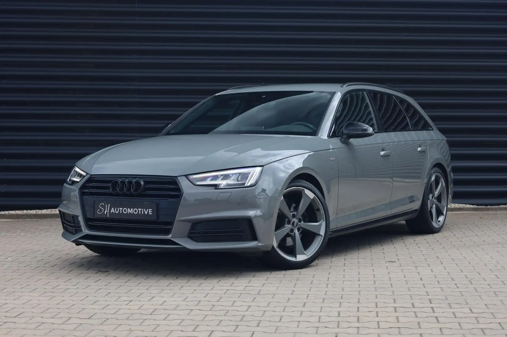 Audi A4 Avant 1.4 TFSI 3x S Line / CARPLAY / VIRTUAL COCKP Grijs - 1
