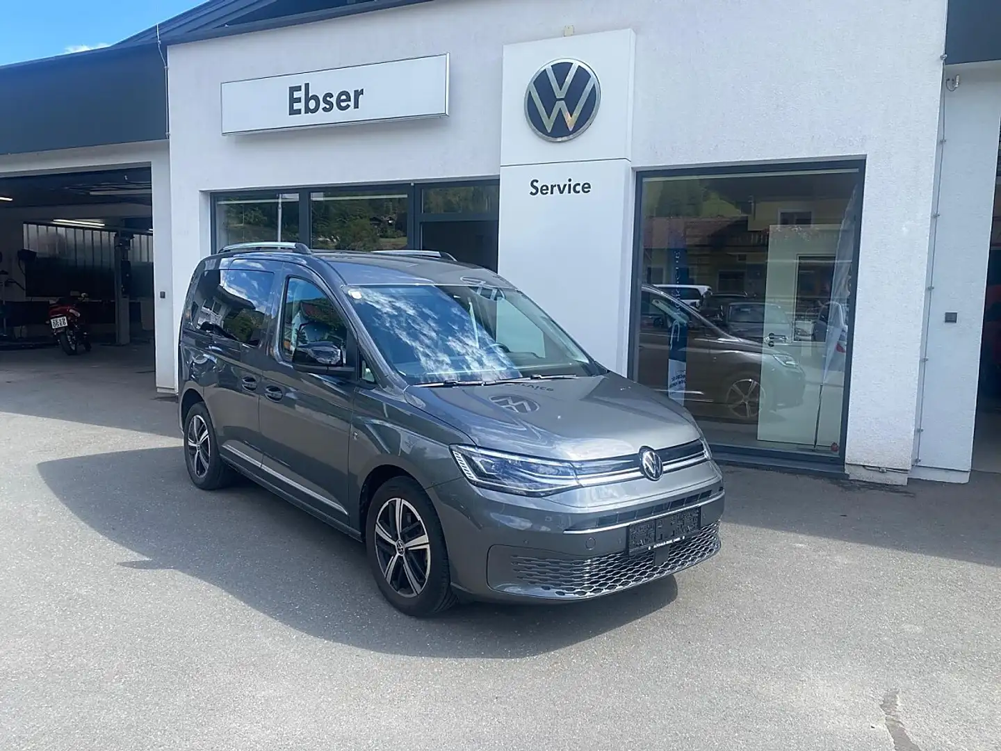 Volkswagen Caddy 2.0 TDI Style 4Motion (EURO 6d) Silber - 2