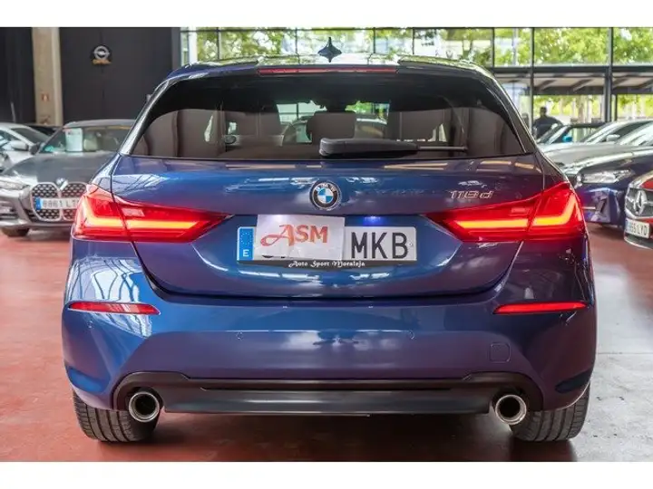 BMW Serie 1 118d (F40) 2023, foto 18