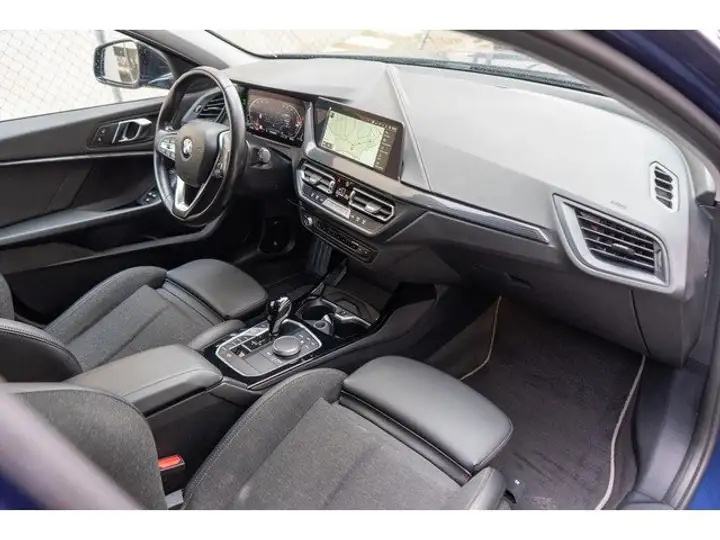 BMW Serie 1 118d (F40) 2023, foto 22
