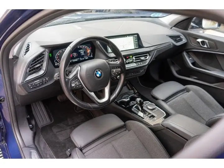 BMW Serie 1 118d (F40) 2023, foto 5