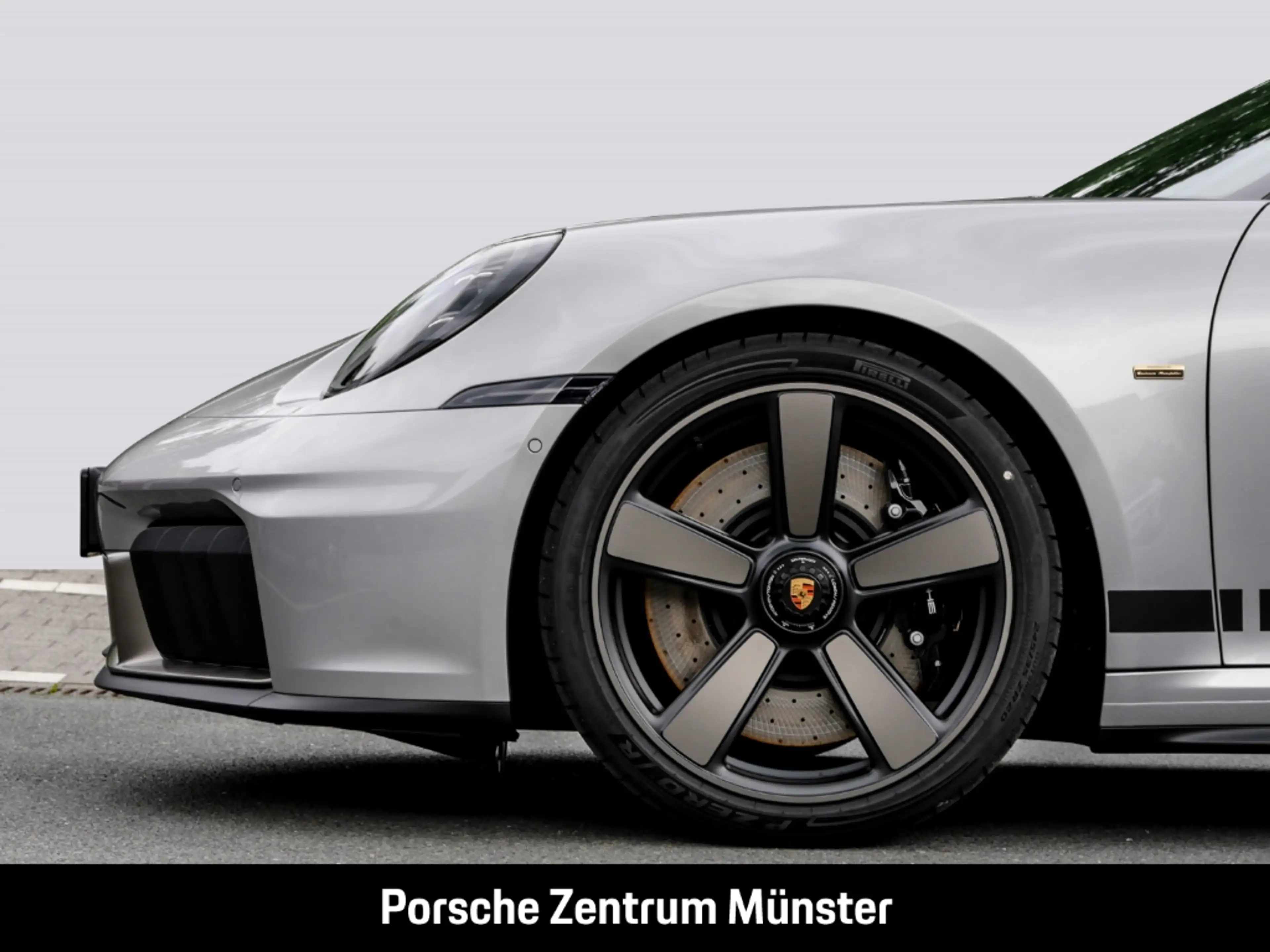Porsche 992 911 Spirit 70 Burmester Clubleder InnoDrive — photo 6