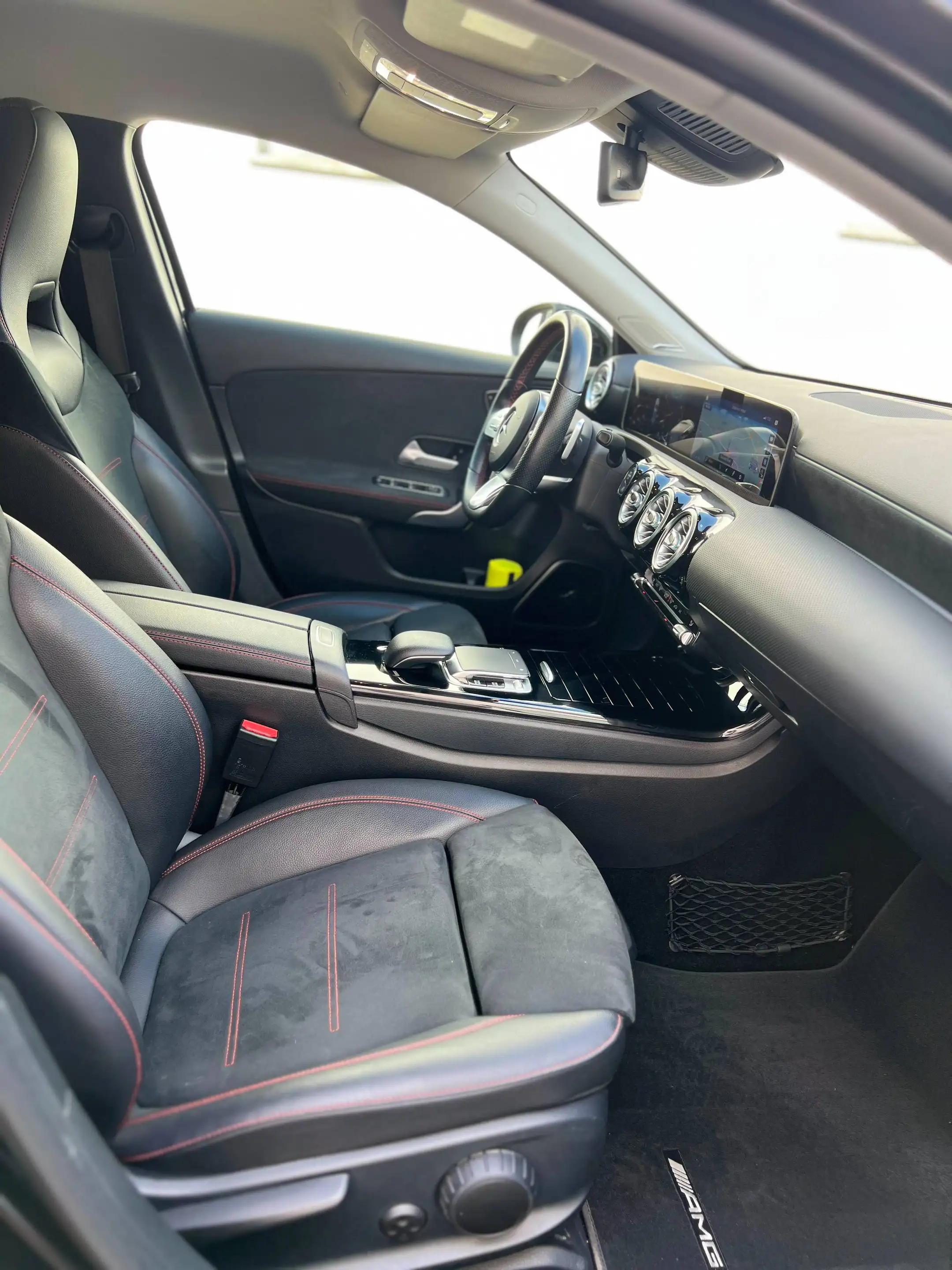 Mercedes-Benz A 220 A 220*AMG*MBUX*MULTI LED*ALL BLACK — photo 12