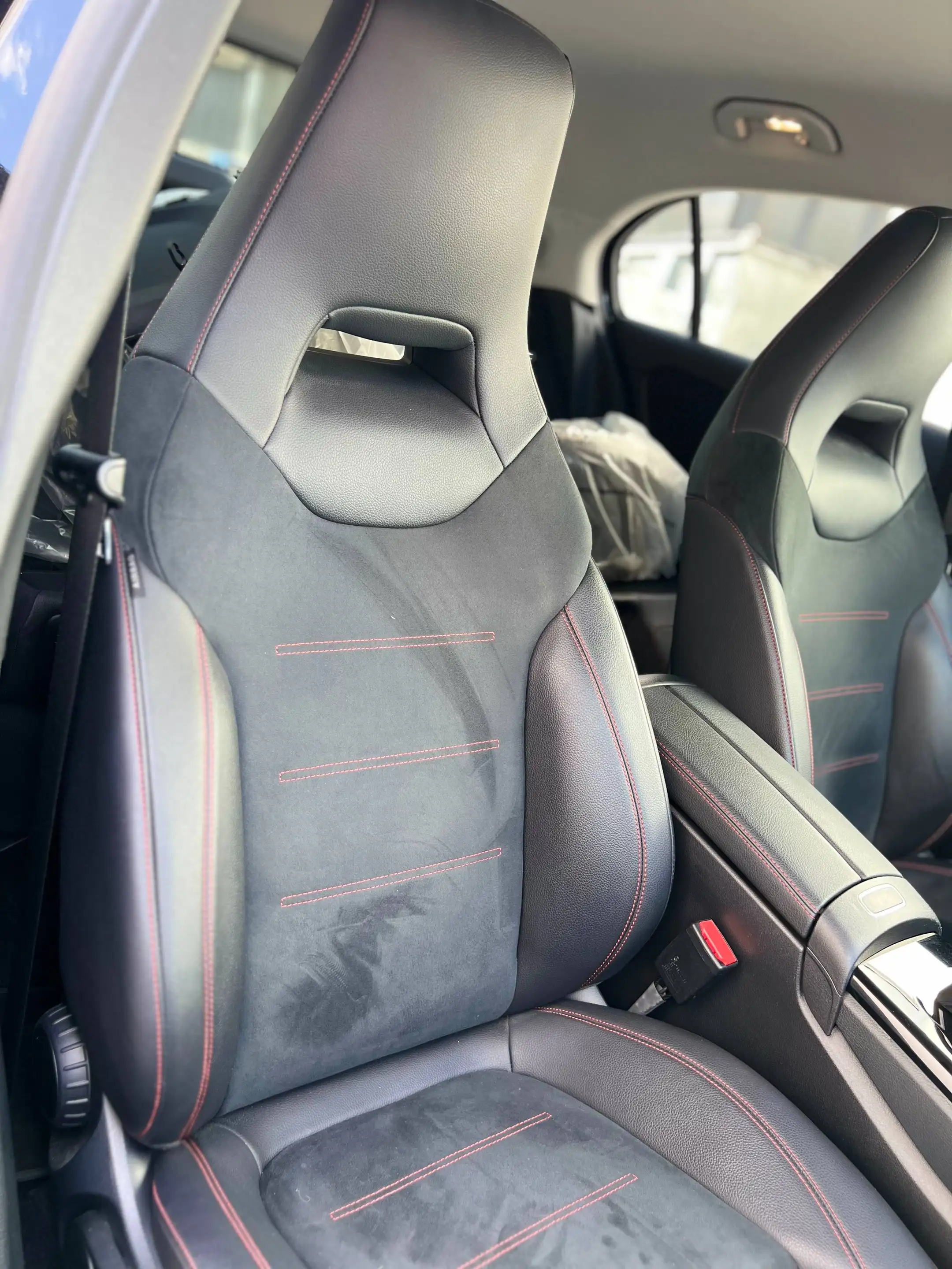 Mercedes-Benz A 220 A 220*AMG*MBUX*MULTI LED*ALL BLACK — photo 13
