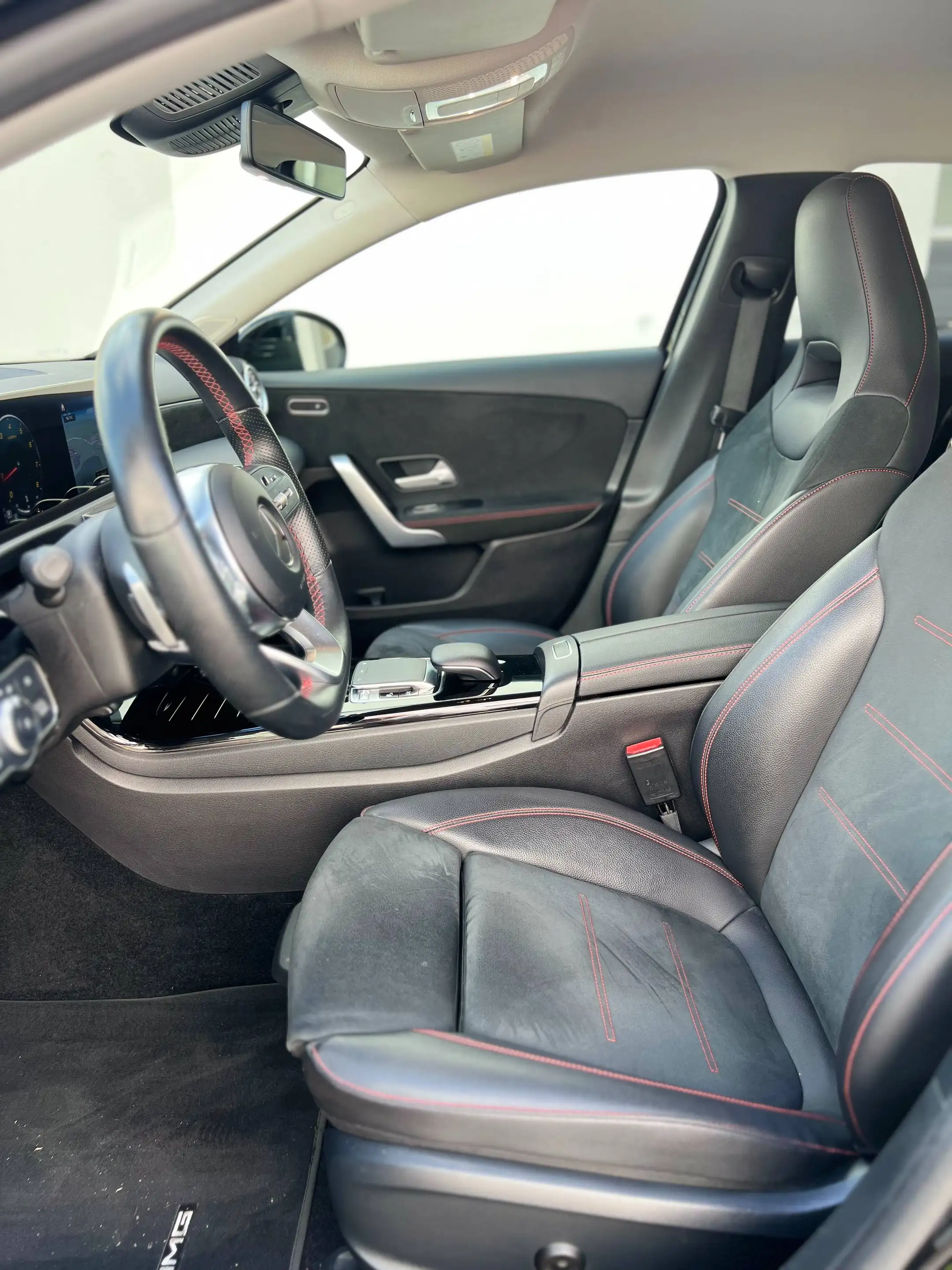 Mercedes-Benz A 220 A 220*AMG*MBUX*MULTI LED*ALL BLACK — photo 10