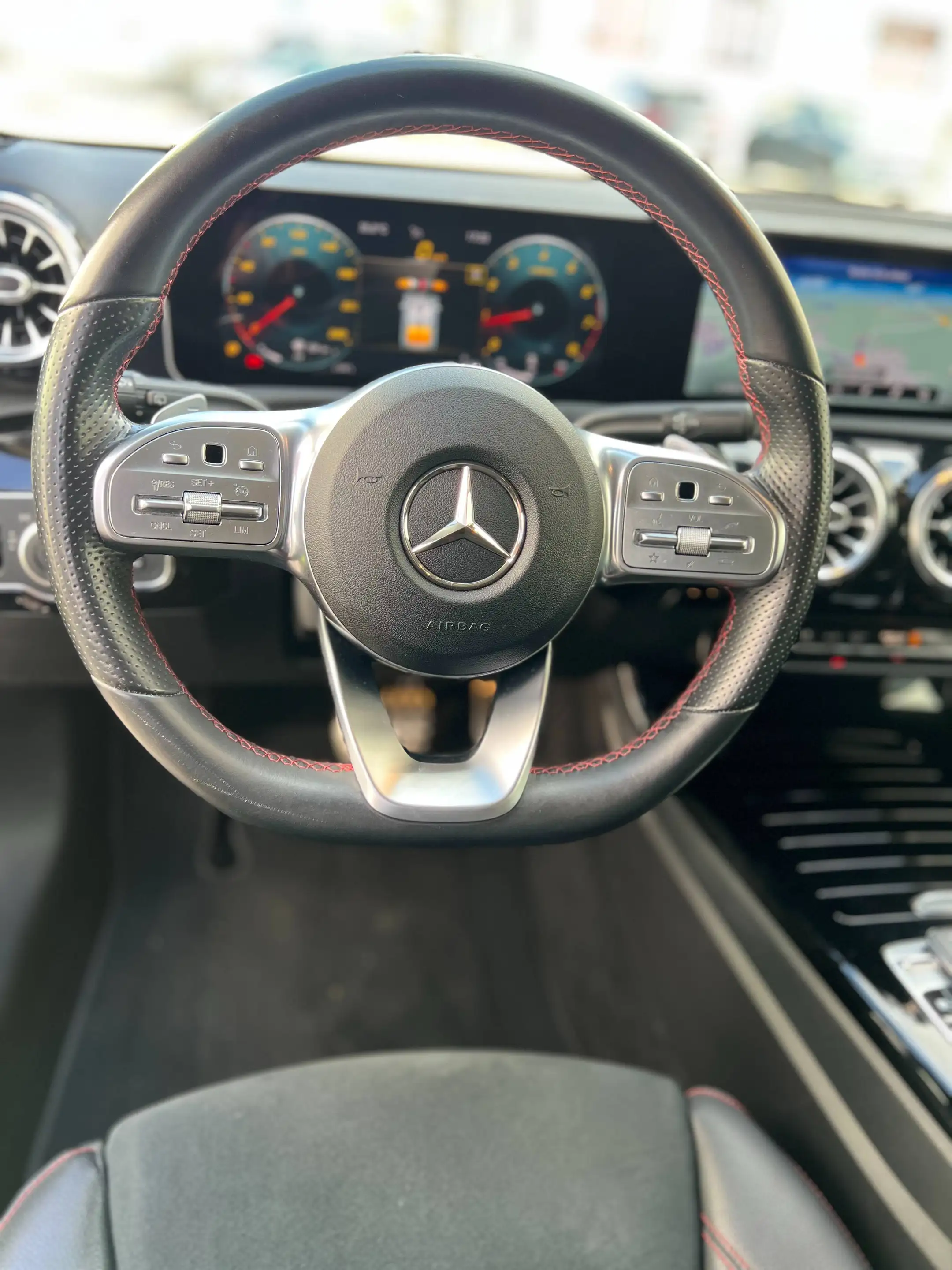 Mercedes-Benz A 220 A 220*AMG*MBUX*MULTI LED*ALL BLACK — photo 15