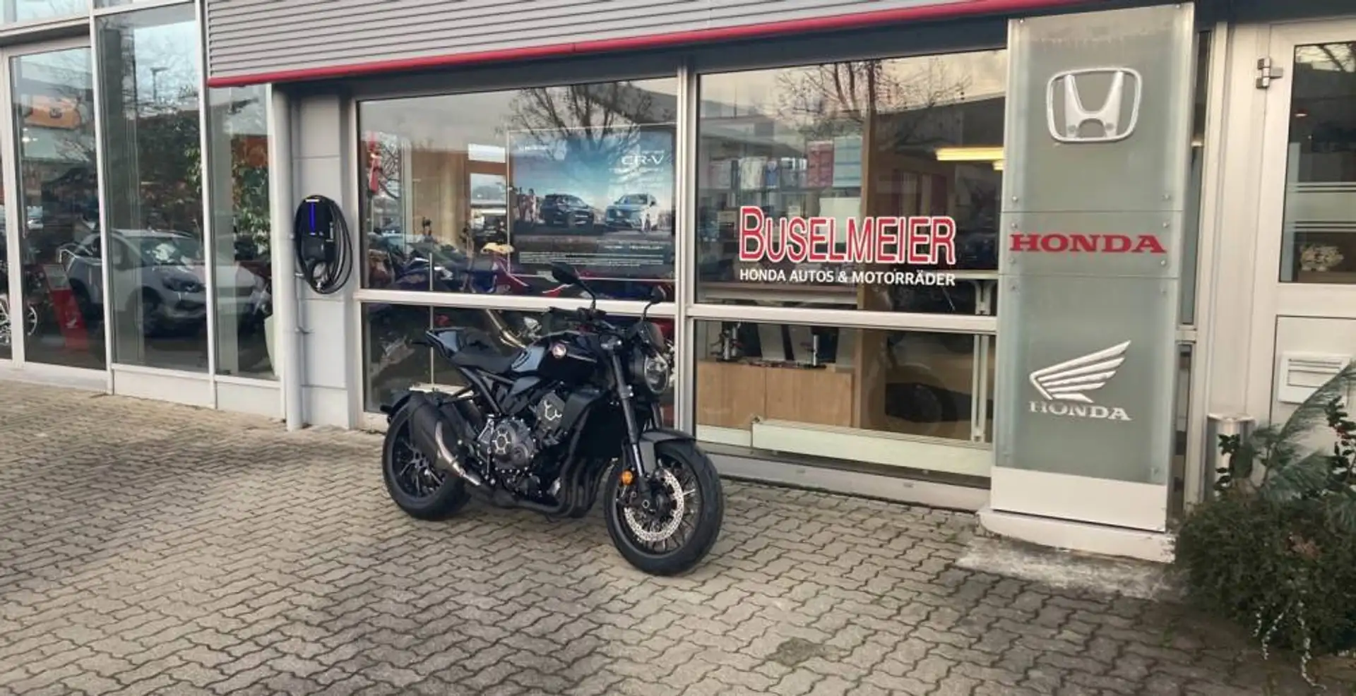 Honda CB 1000 R Black Edition Černá - 1