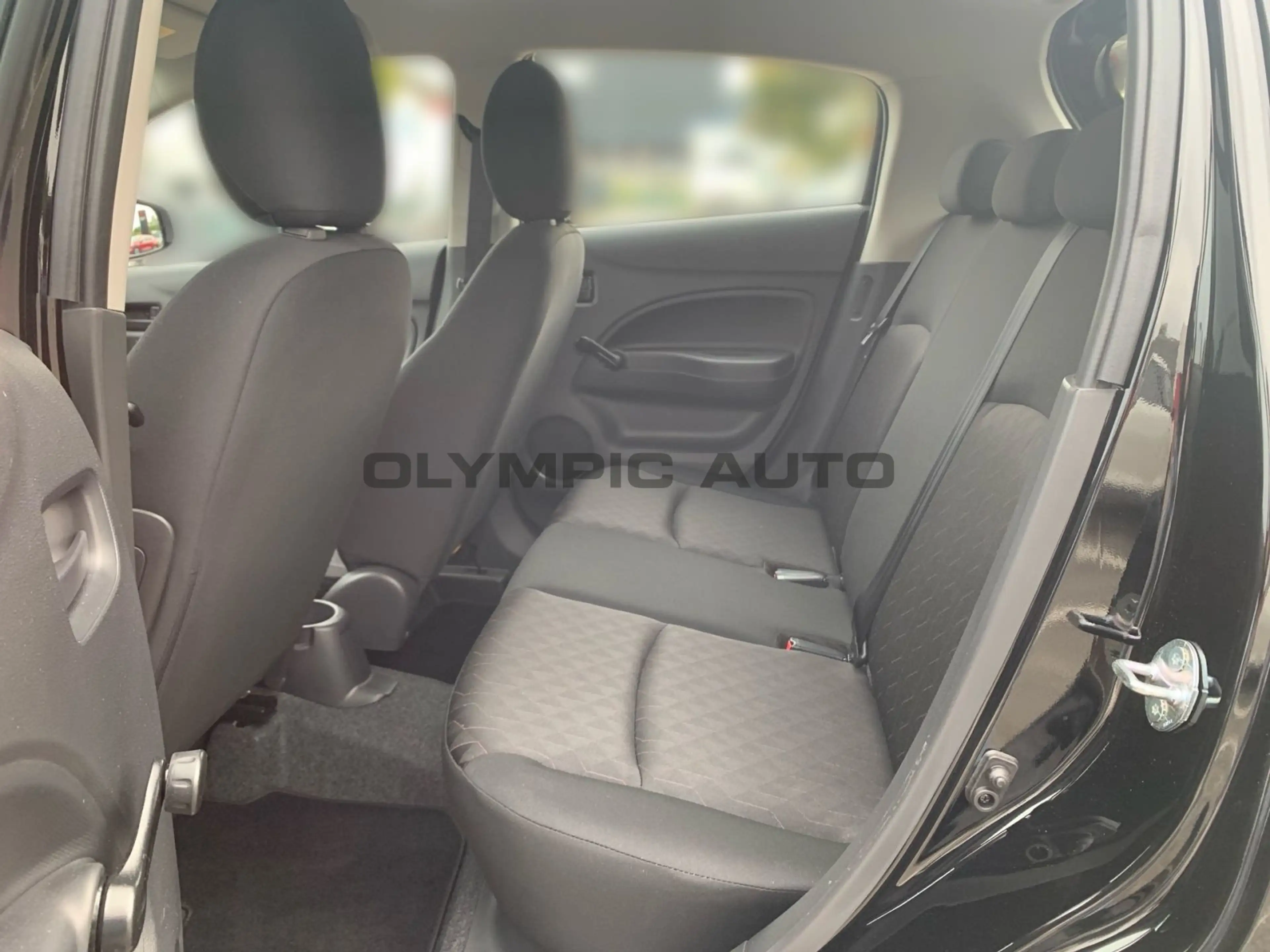 Mitsubishi Space Star Select 1,2 l KLIMA ZV RADIO GJR — photo 11