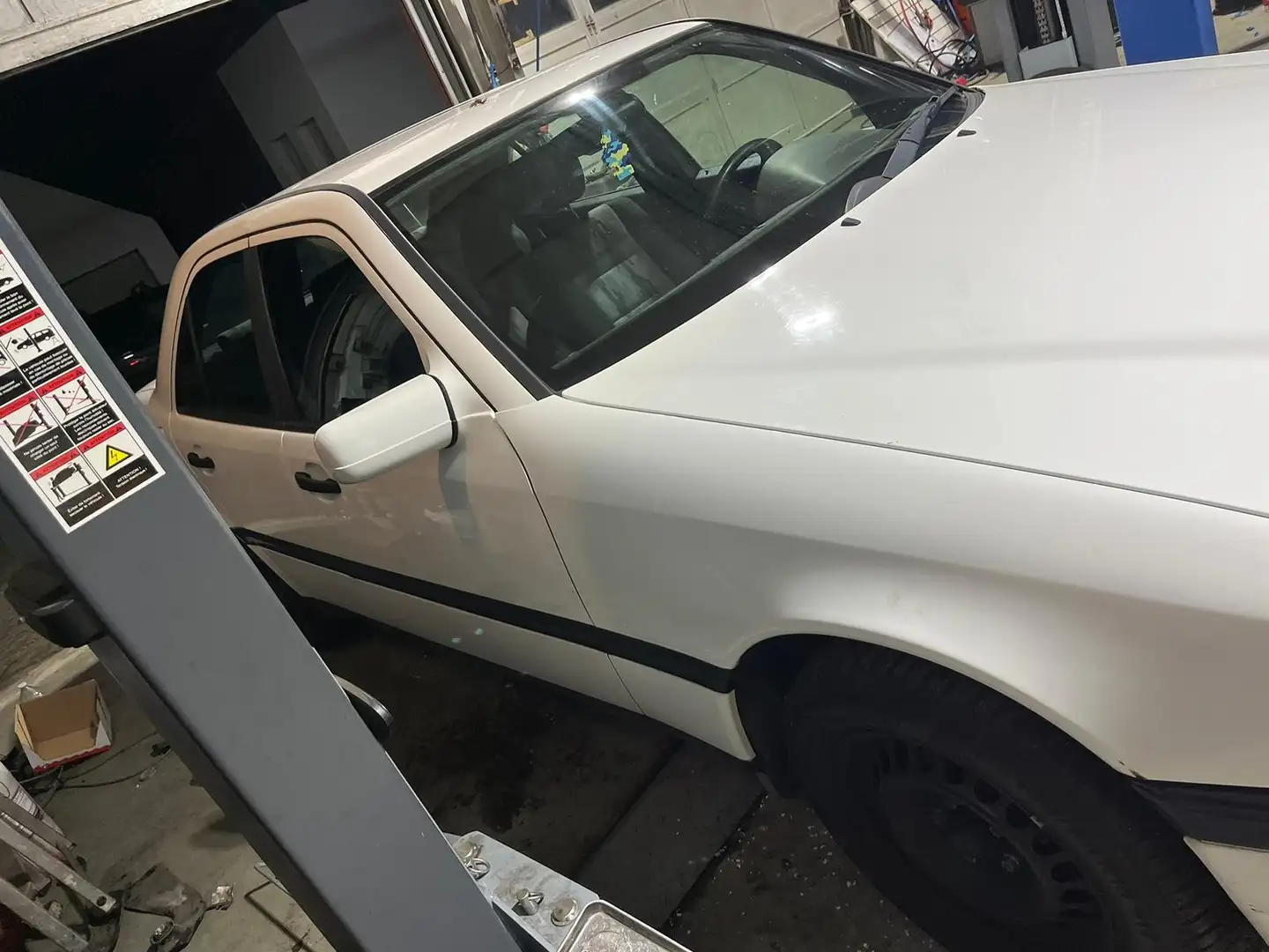 Mercedes-Benz C 180 Elegenace OLDTIMER - 2