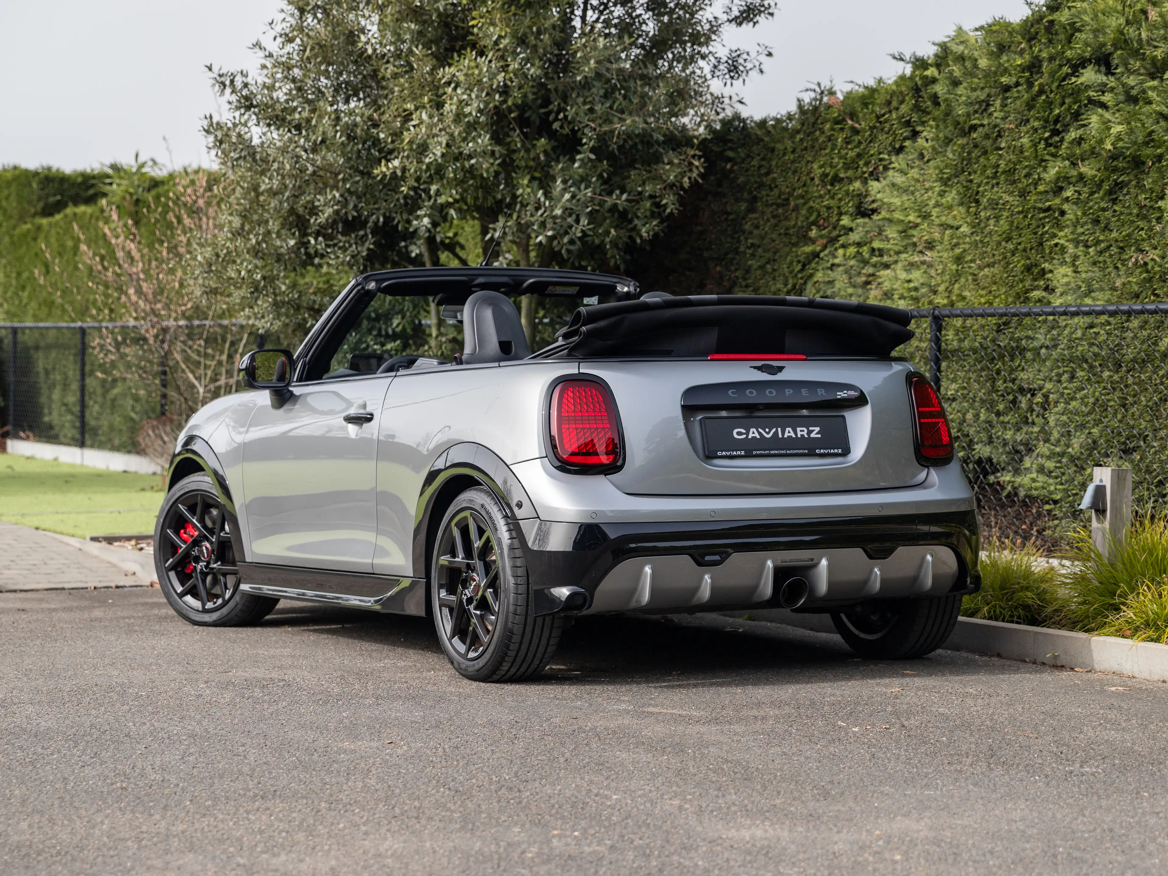 MINI John Cooper Works Cabrio JCW/HUD/360/MASSAGE/ELEKTR ZETELS/VERWARM/AUDIOSYS — photo 3