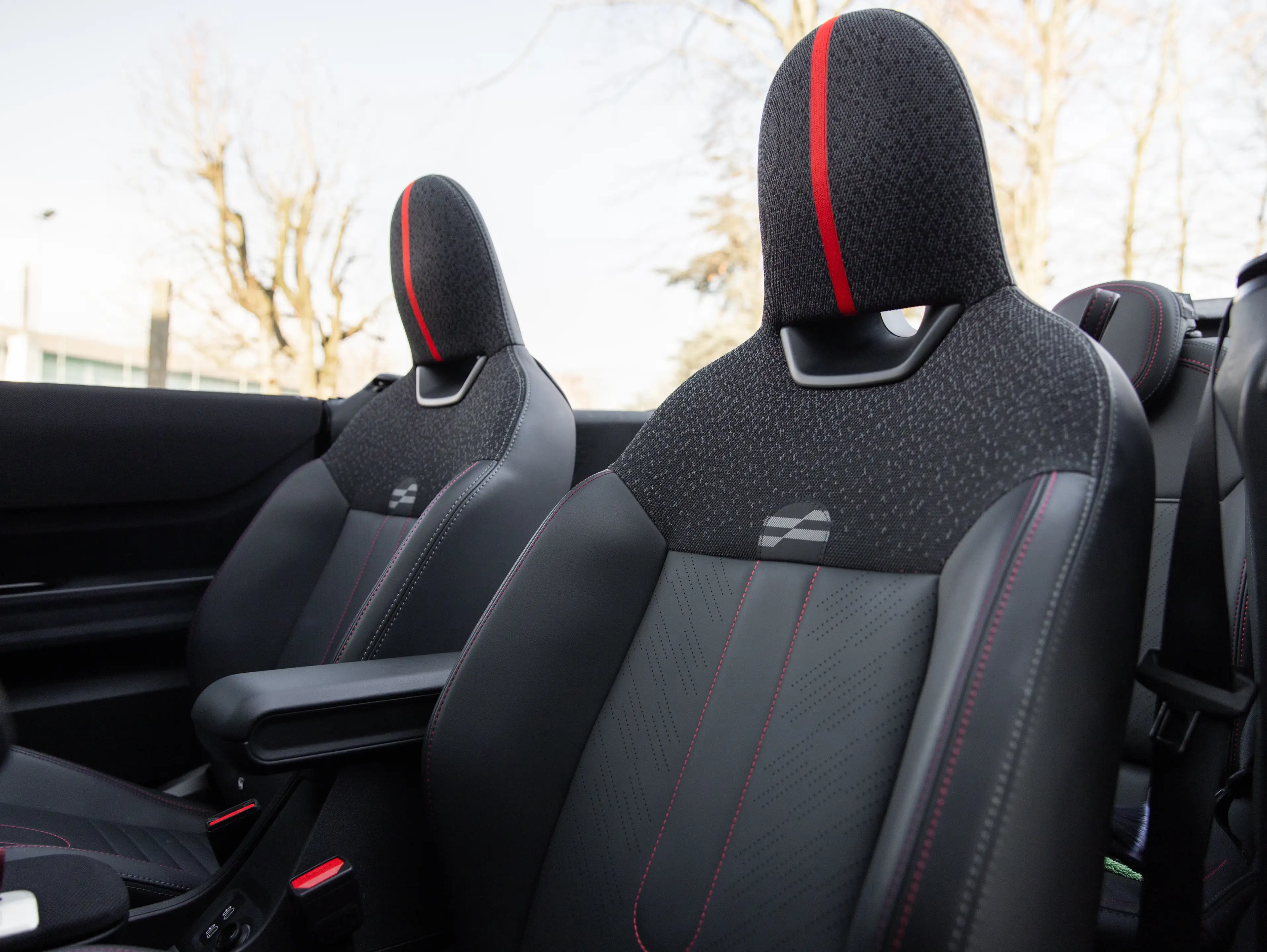 MINI John Cooper Works Cabrio JCW/HUD/360/MASSAGE/ELEKTR ZETELS/VERWARM/AUDIOSYS — photo 12