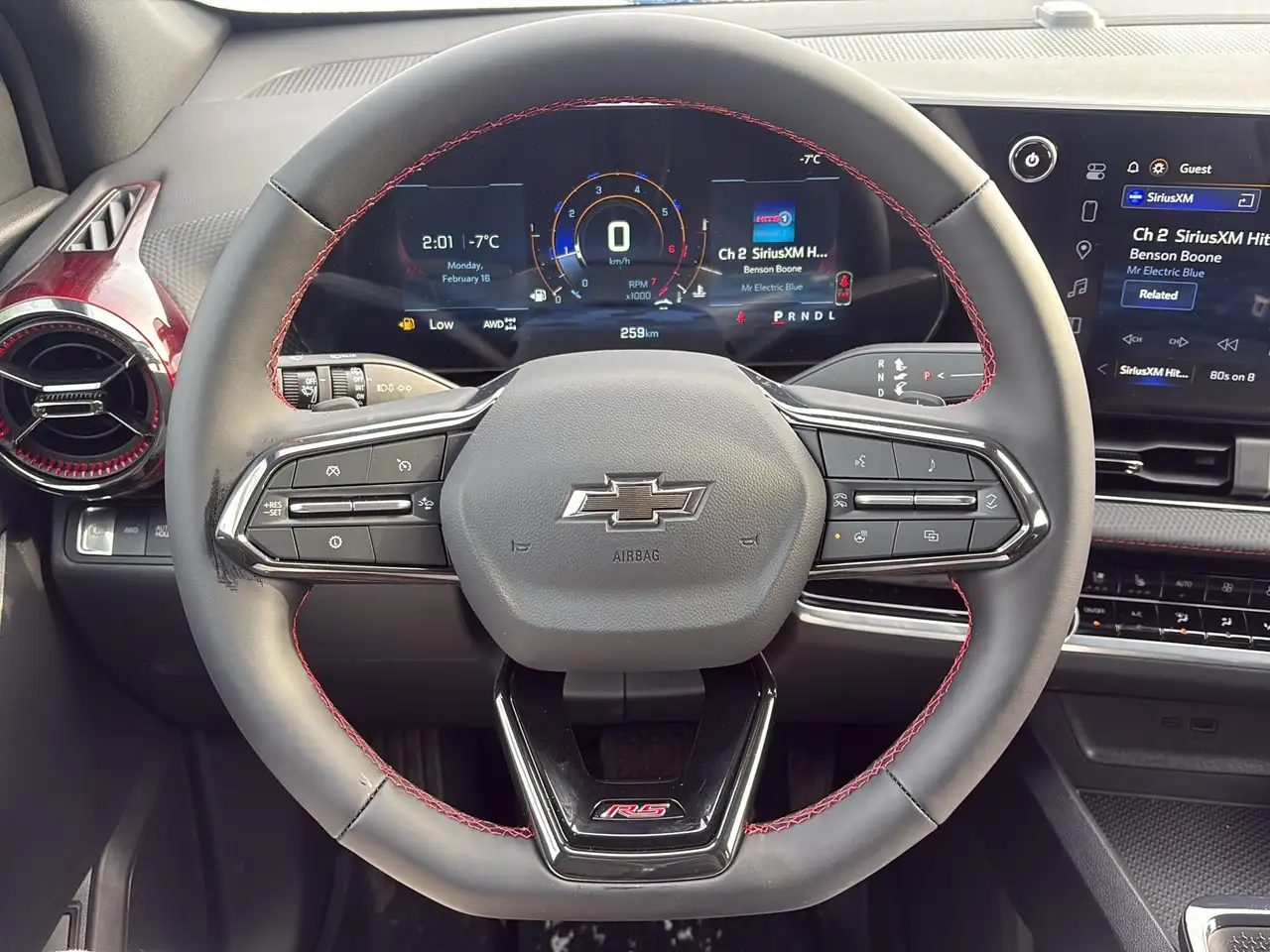 Chevrolet Equinox снимка Chevrolet Equinox
