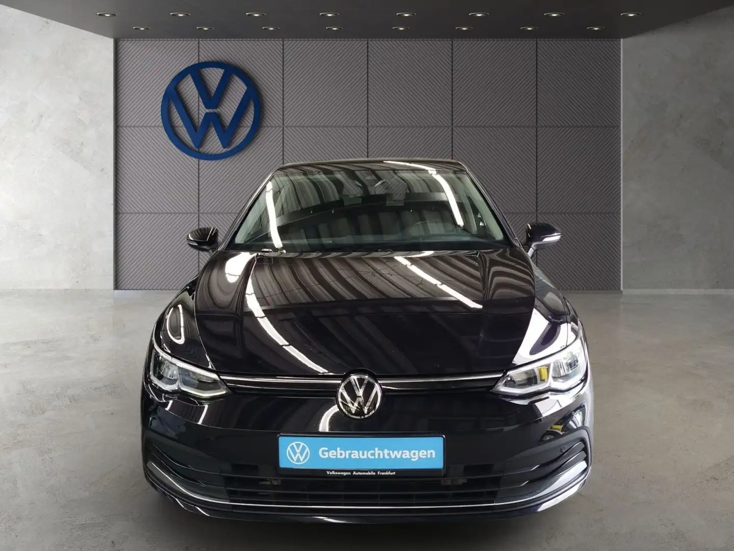 Volkswagen Golf VIII 2.0 TDI DSG Life Navi LED DAB+ FrontAs Zwart - 2