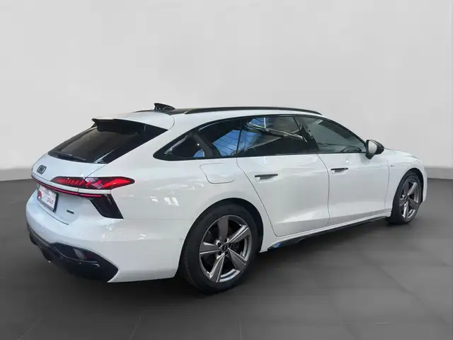 Audi A6 view 3