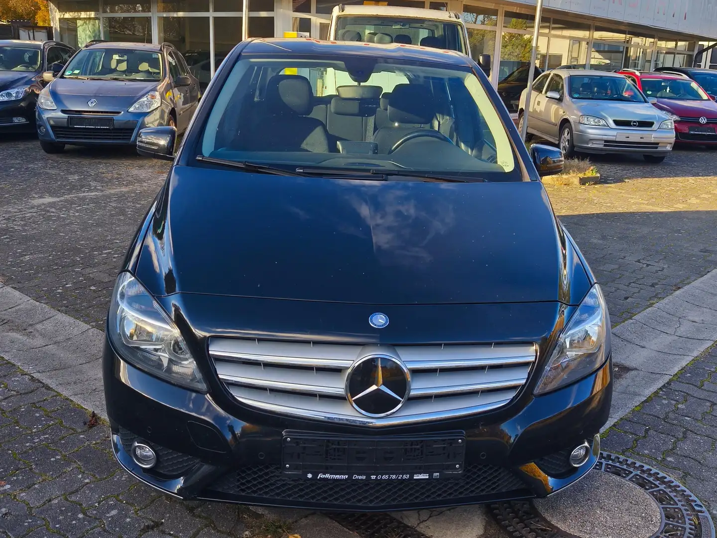 Mercedes-Benz B 180 B 180 Schwarz - 1