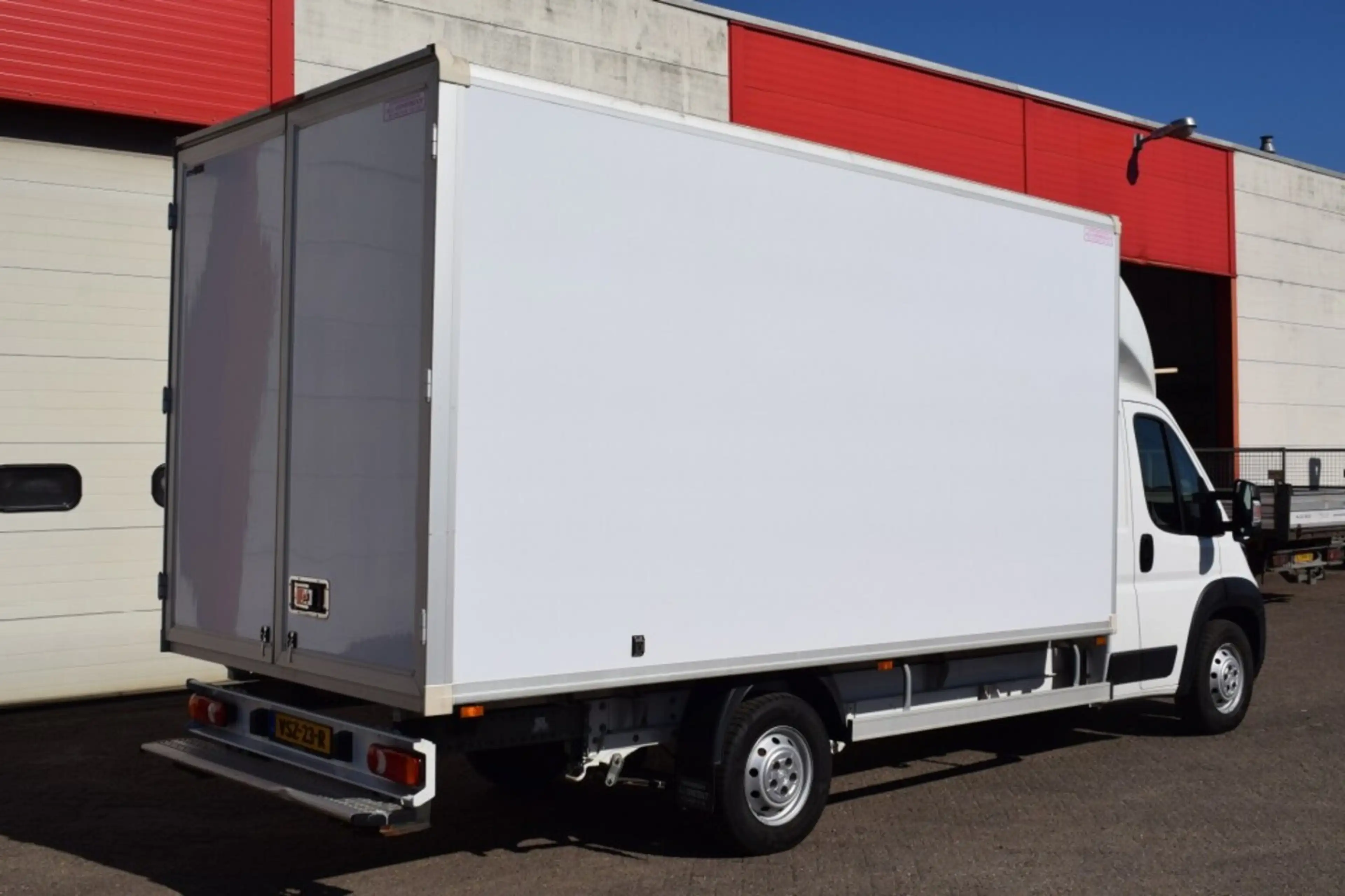 Peugeot Boxer 335 2.2 HDI L4 BAKWAGEN DAKSPOILER NAVI DAB CRUISE — photo 5