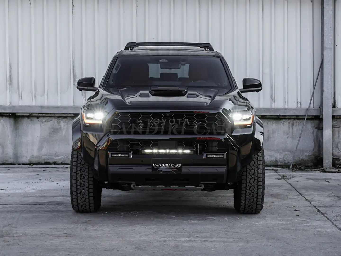 Toyota 4-Runner 2025 TRD PRO 4x4 € 89500 +PREDATOR DROP STEP Schwarz - 2