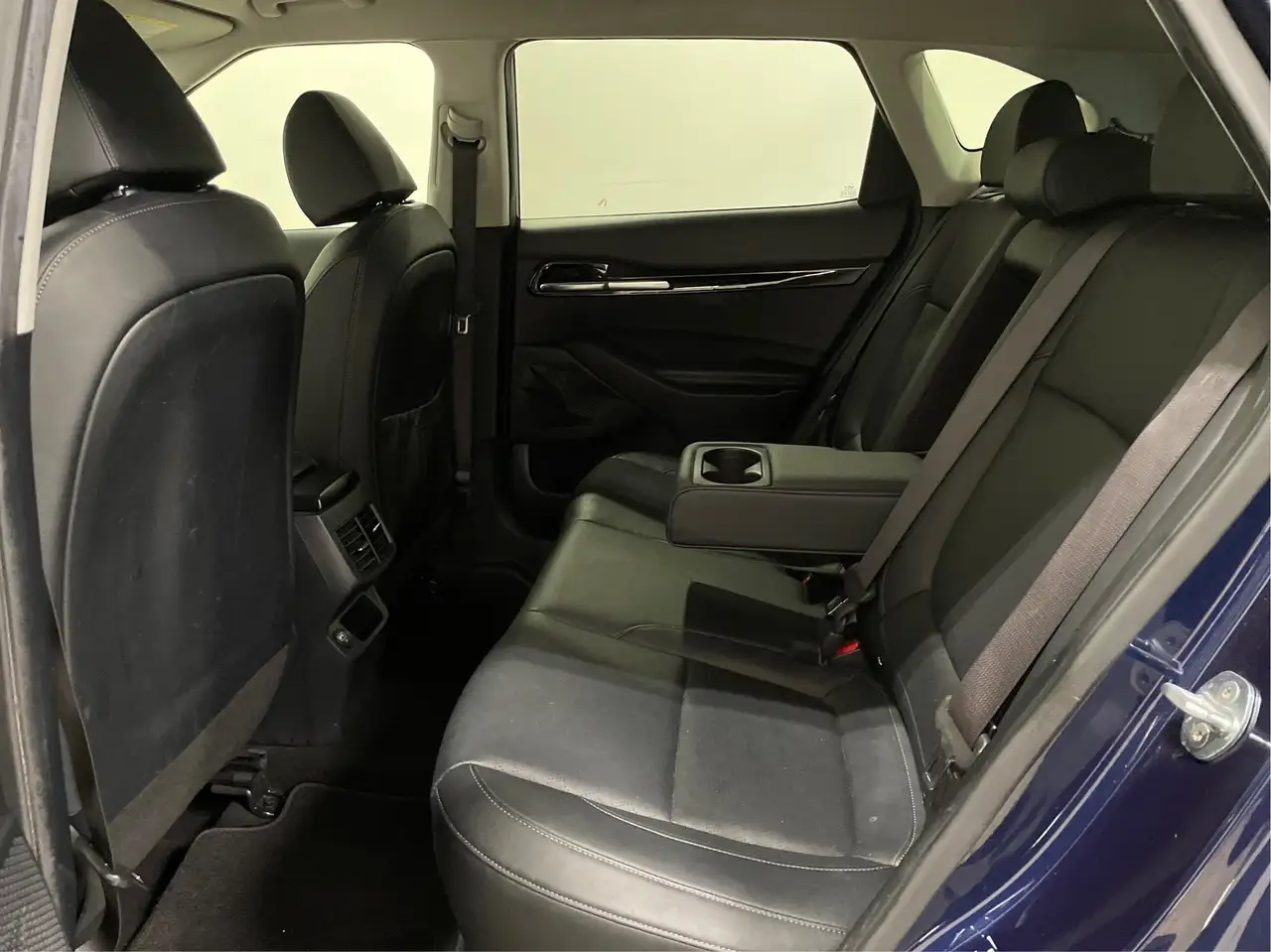 Kia Seltos снимка Kia Seltos
