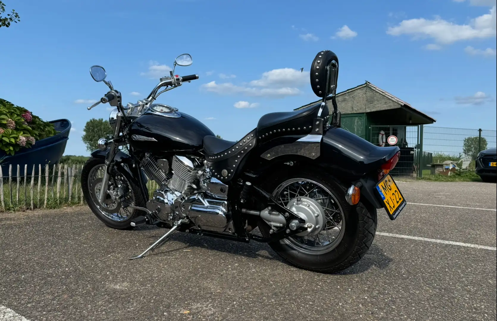 Yamaha XVS 1100 Custom Dragstar - 2