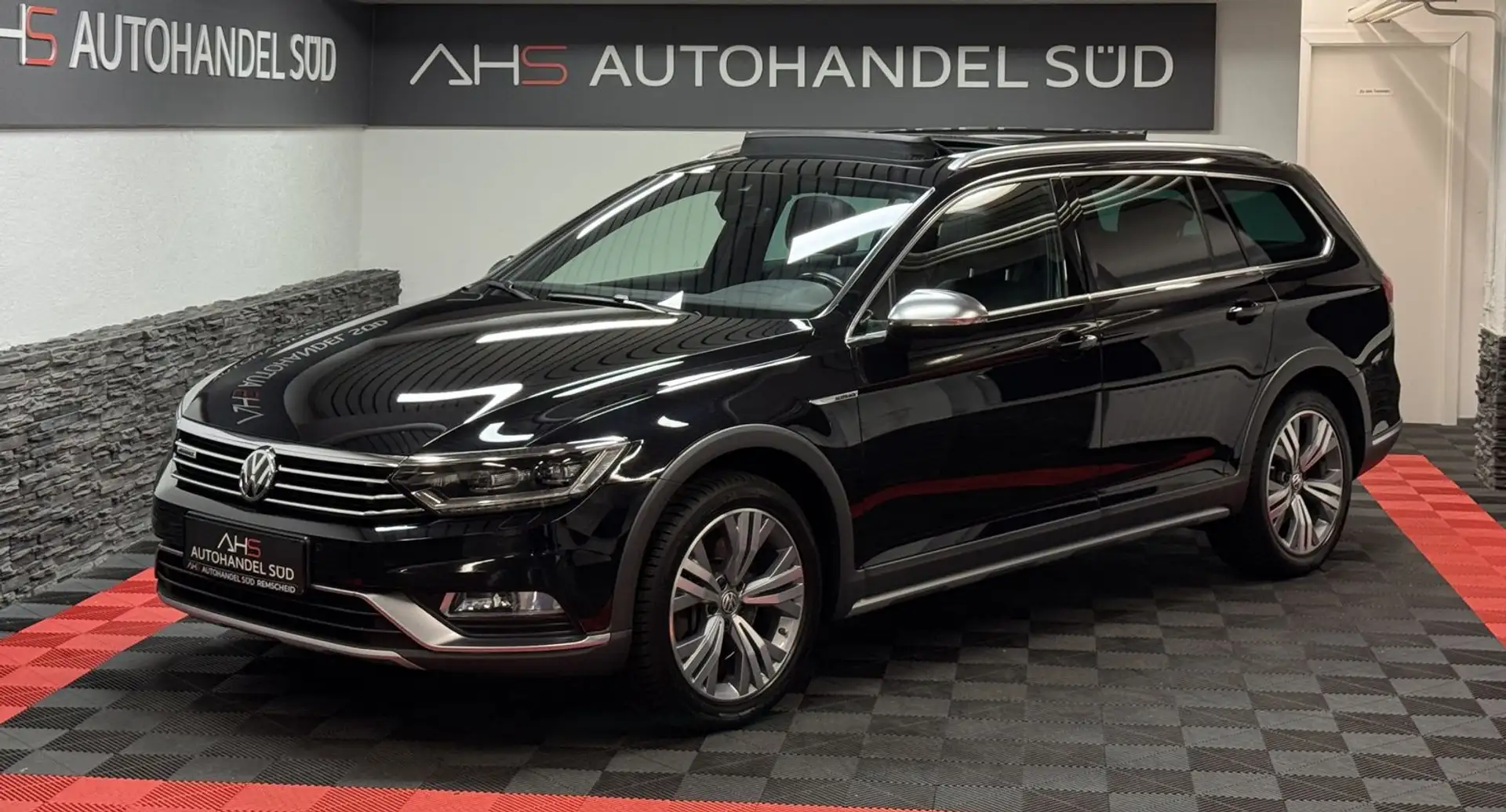 Volkswagen Passat Alltrack 4Motion*PANO*HUD*AHK*D.TACHO* Negru - 1