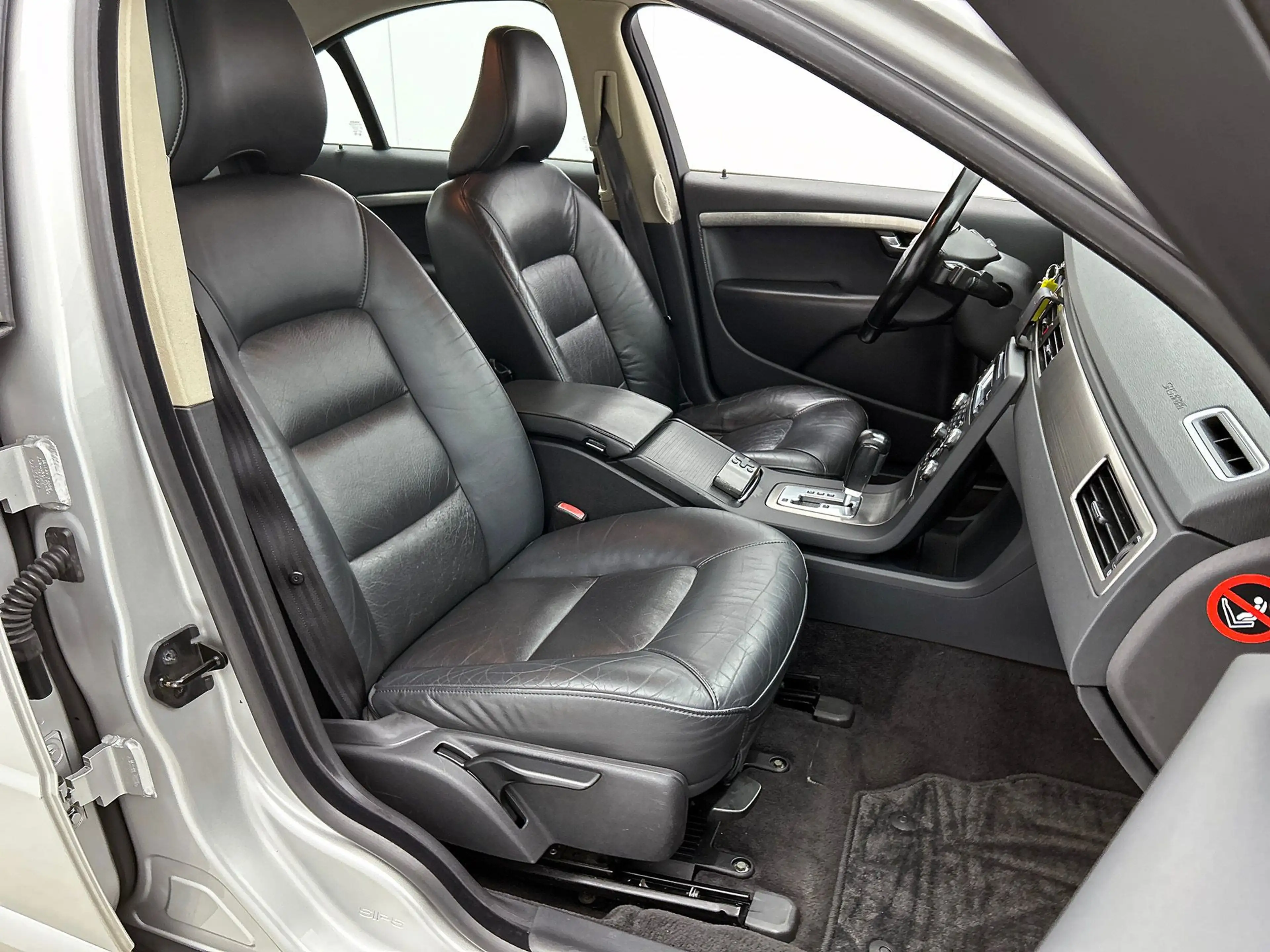 Volvo S80 2.5 T Momentum Automaat | Cruise Control | Navigat — photo 12