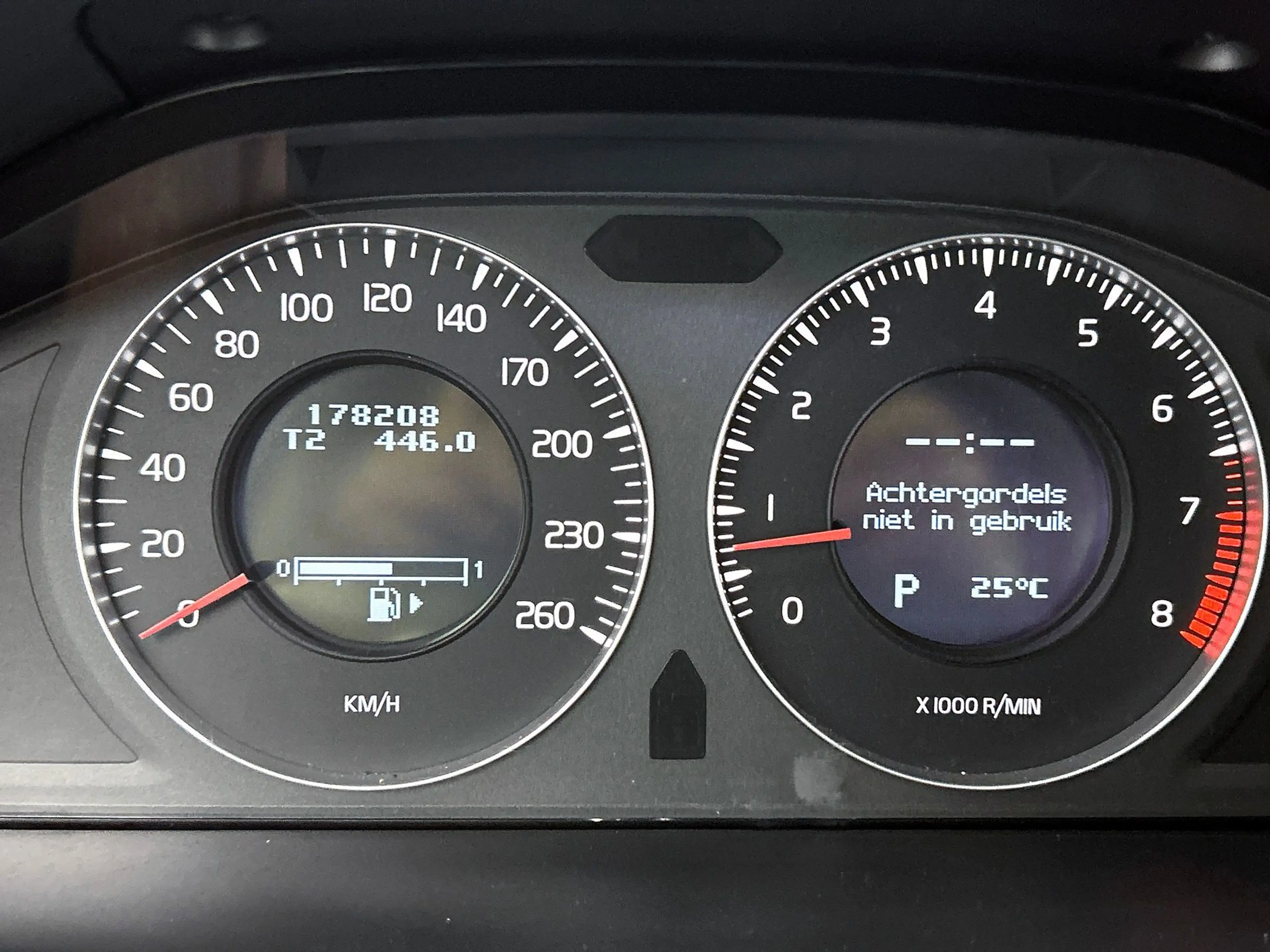 Volvo S80 2.5 T Momentum Automaat | Cruise Control | Navigat — photo 17