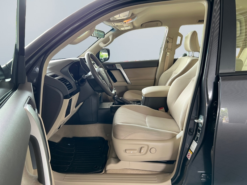 Toyota Land Cruiser 2.8 D4-D Comfort *AHK*CAM*el. Sitze* — photo 9