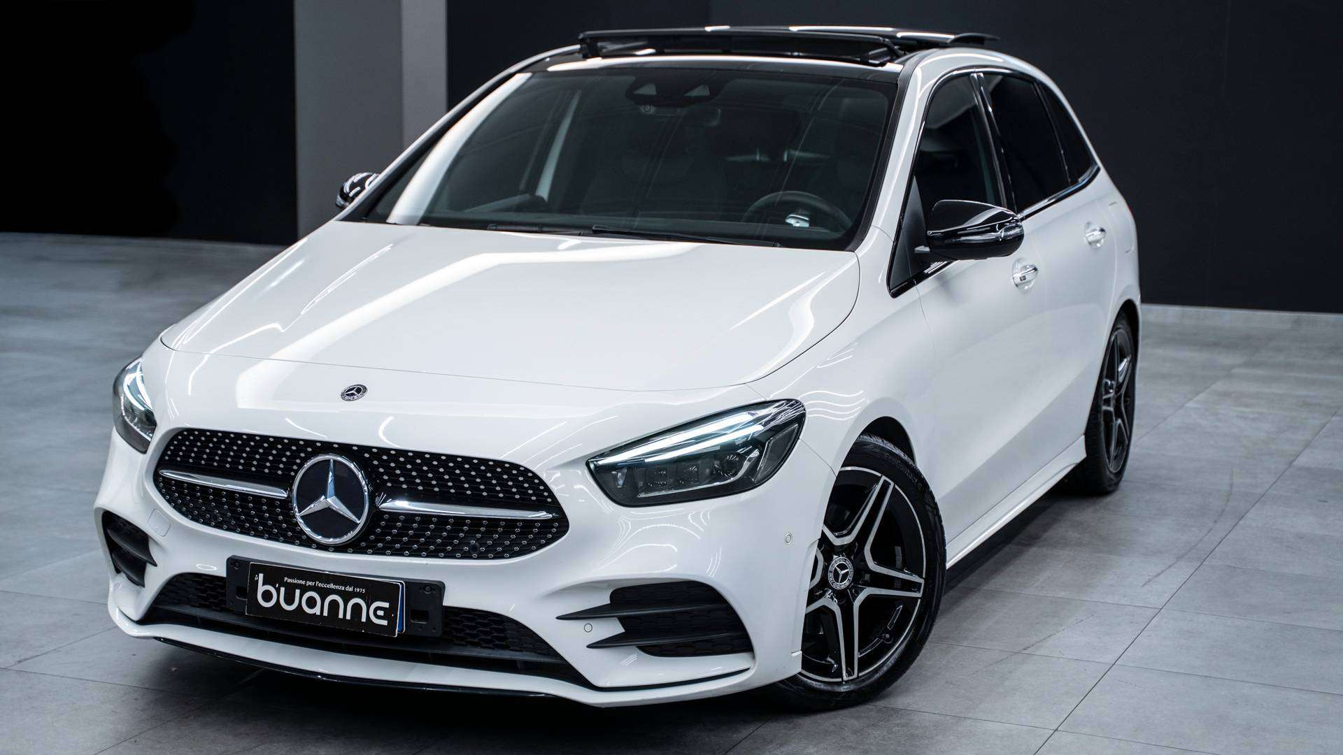 Mercedes-Benz B 200