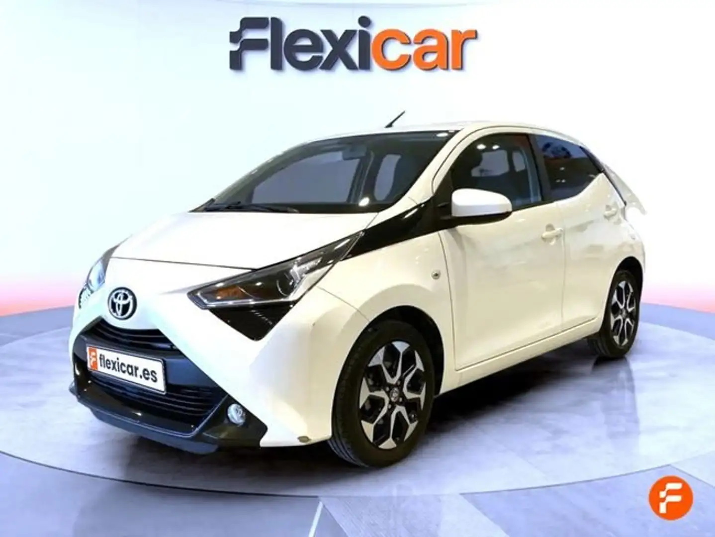 Toyota Aygo 70 x-cite Blanco - 2