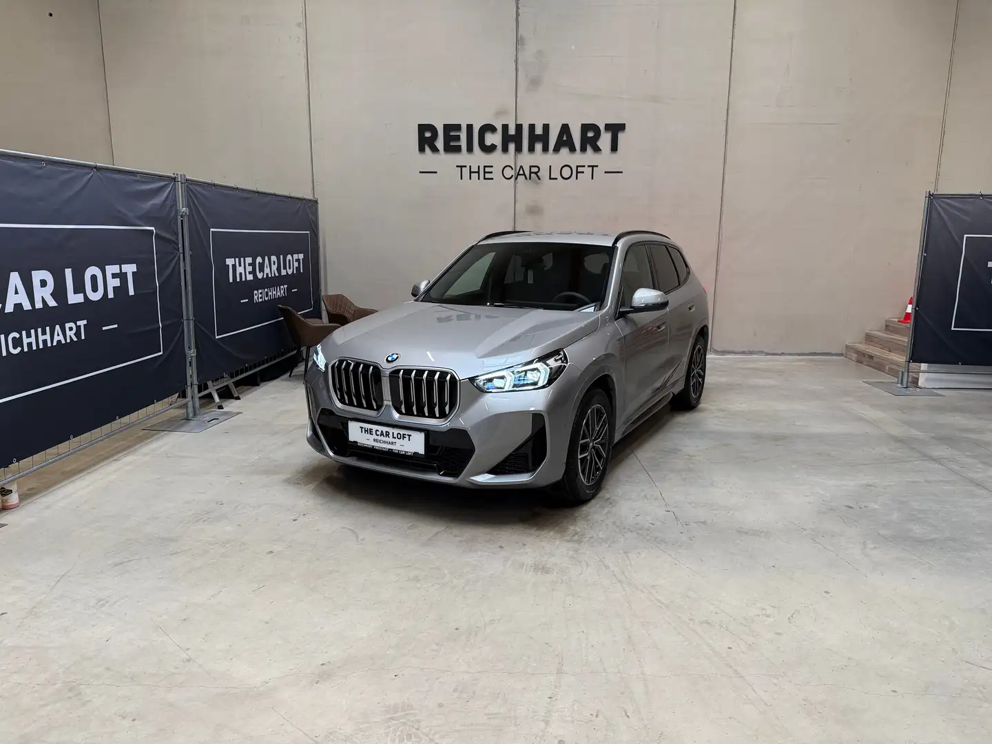 BMW X1 20d sDrive M SPORT Premium Paket - LEASINGAKTION Grau - 1