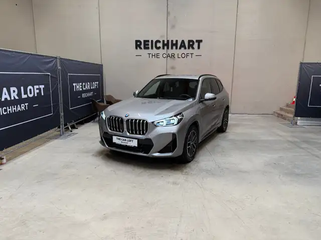 BMW X1 main image