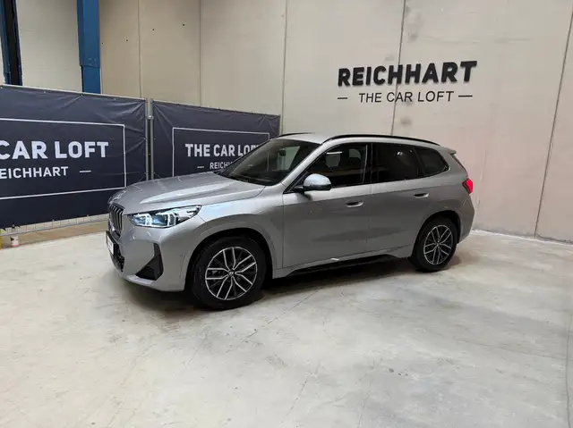 BMW X1 view 3