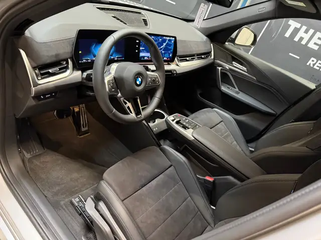 BMW X1 view 10