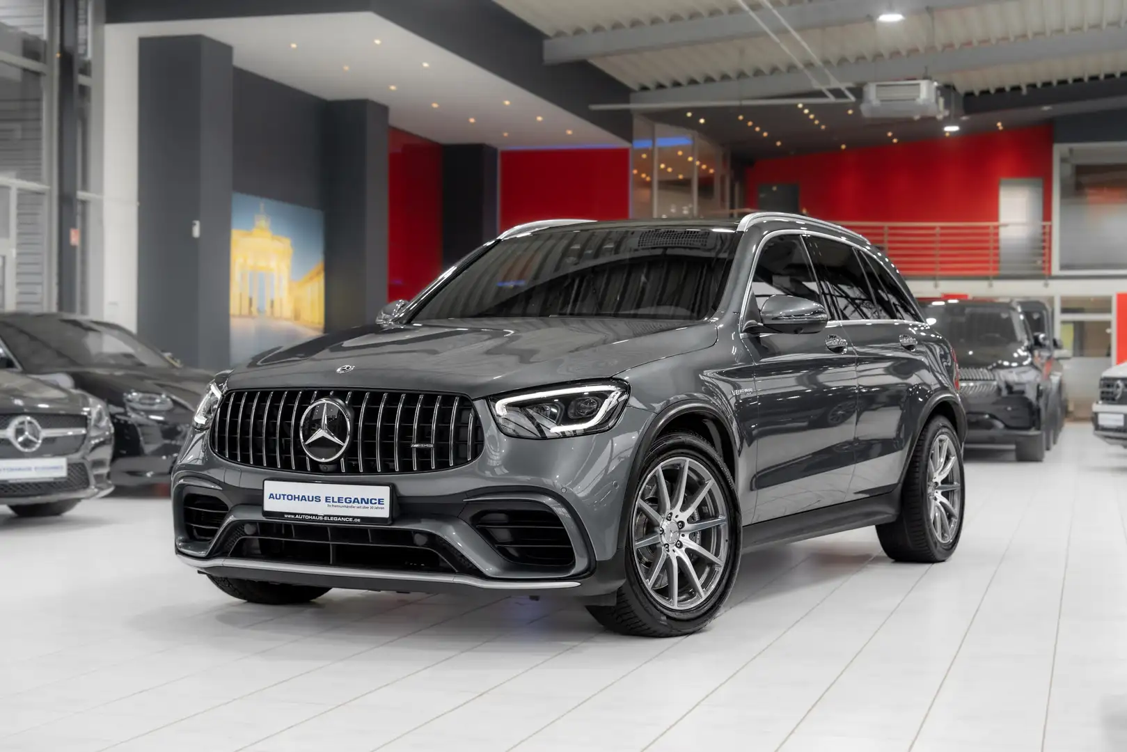 Mercedes-Benz GLC 63 AMG 4Matic*SPORT-FAHRWERK*NAPPA*PANO*LED* Grau - 1