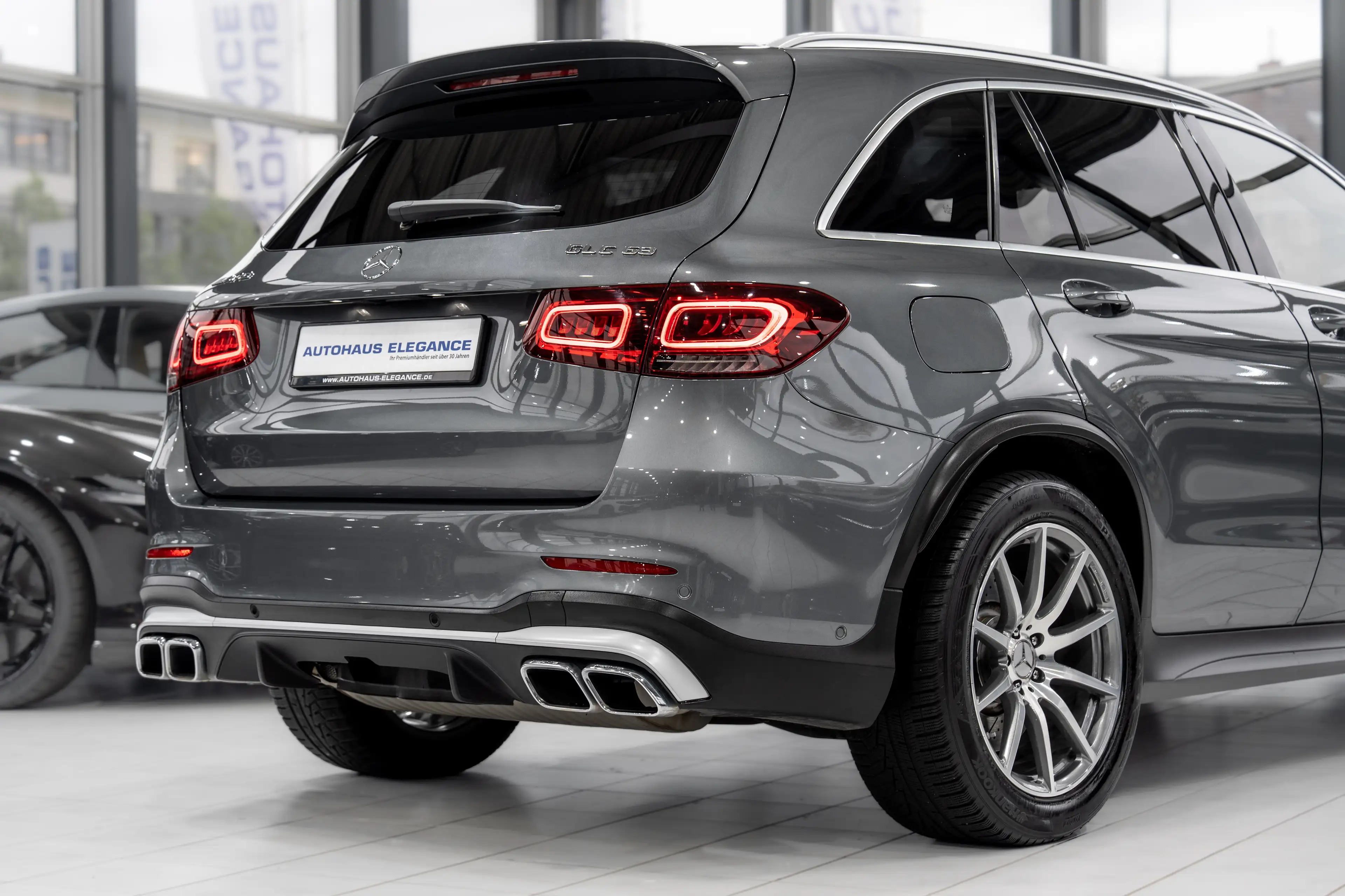 Mercedes-Benz GLC 63 AMG 4Matic*SPORT-FAHRWERK*NAPPA*PANO*LED* — photo 10